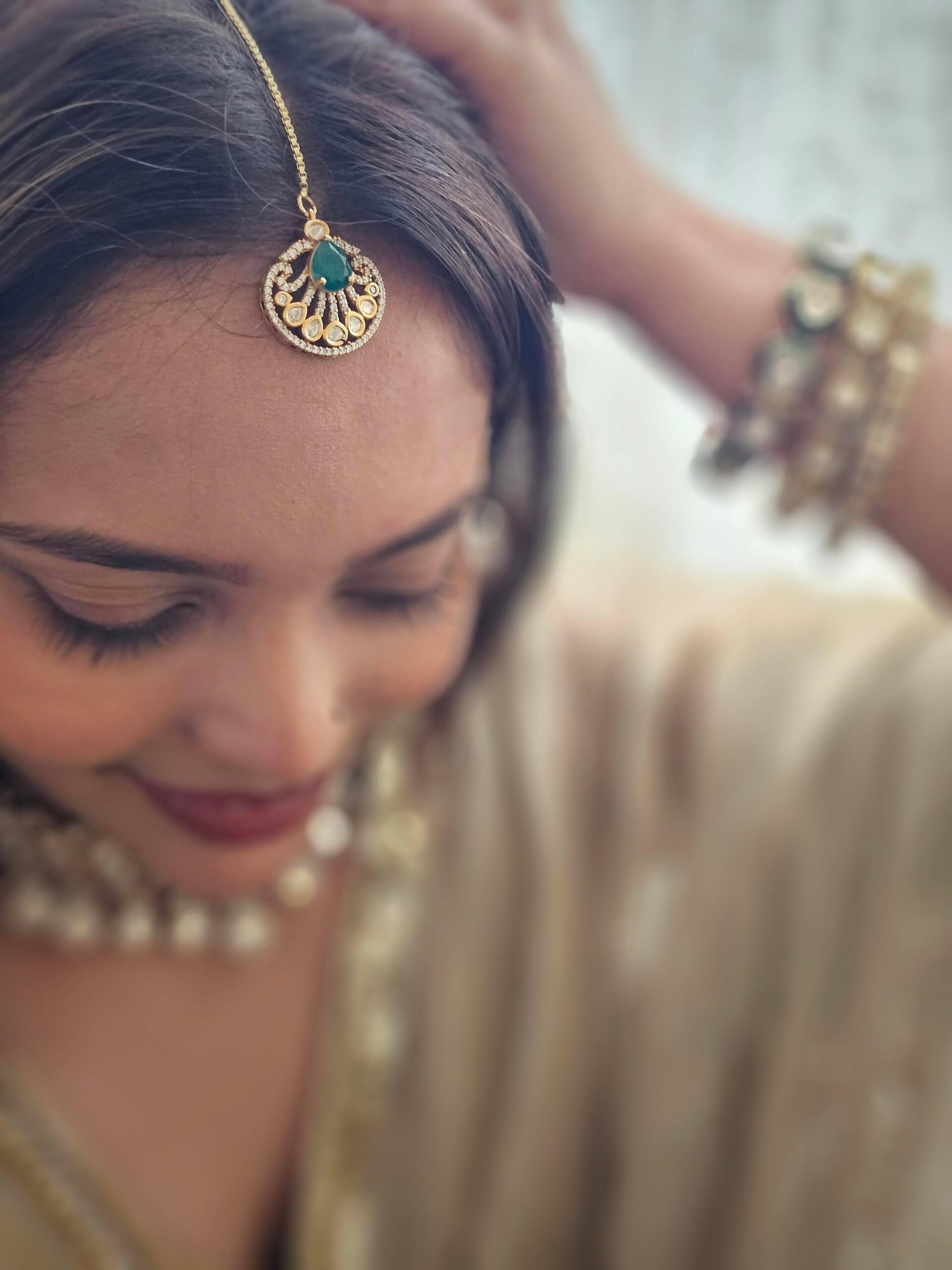 Dhriti pearl and polki choker Thumbnail