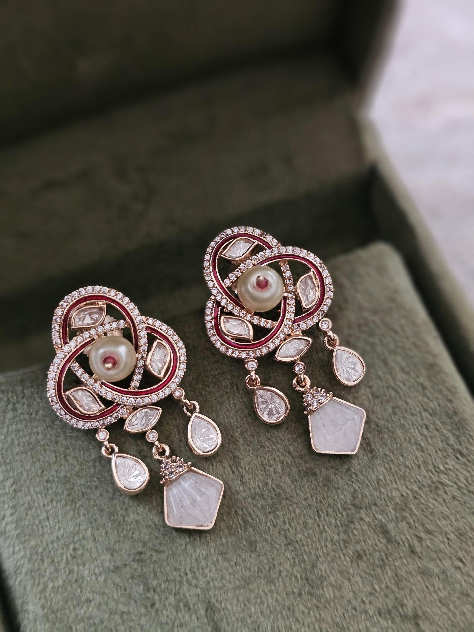 Baani delicate necklace Thumbnail