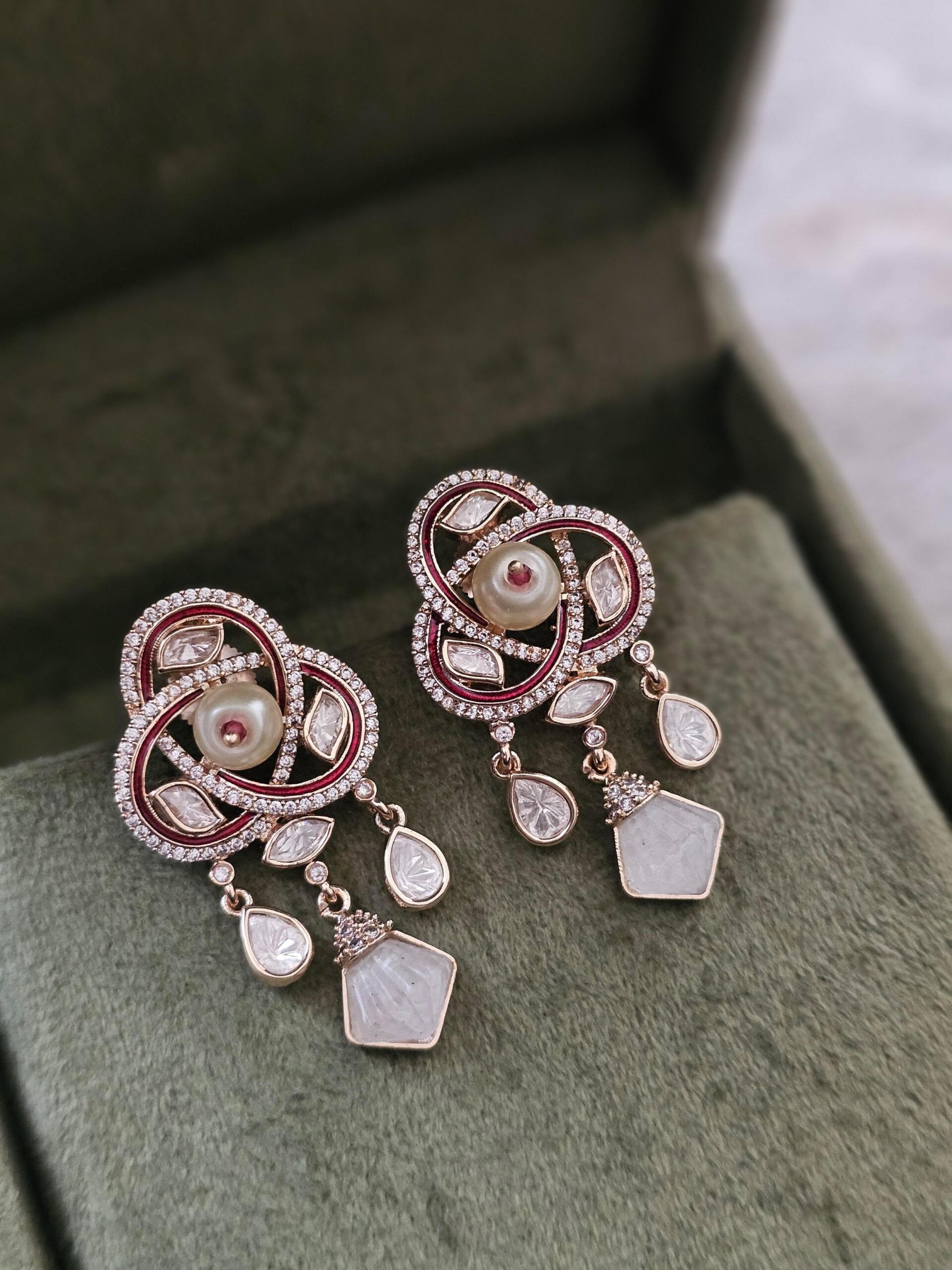 Baani delicate necklace Thumbnail