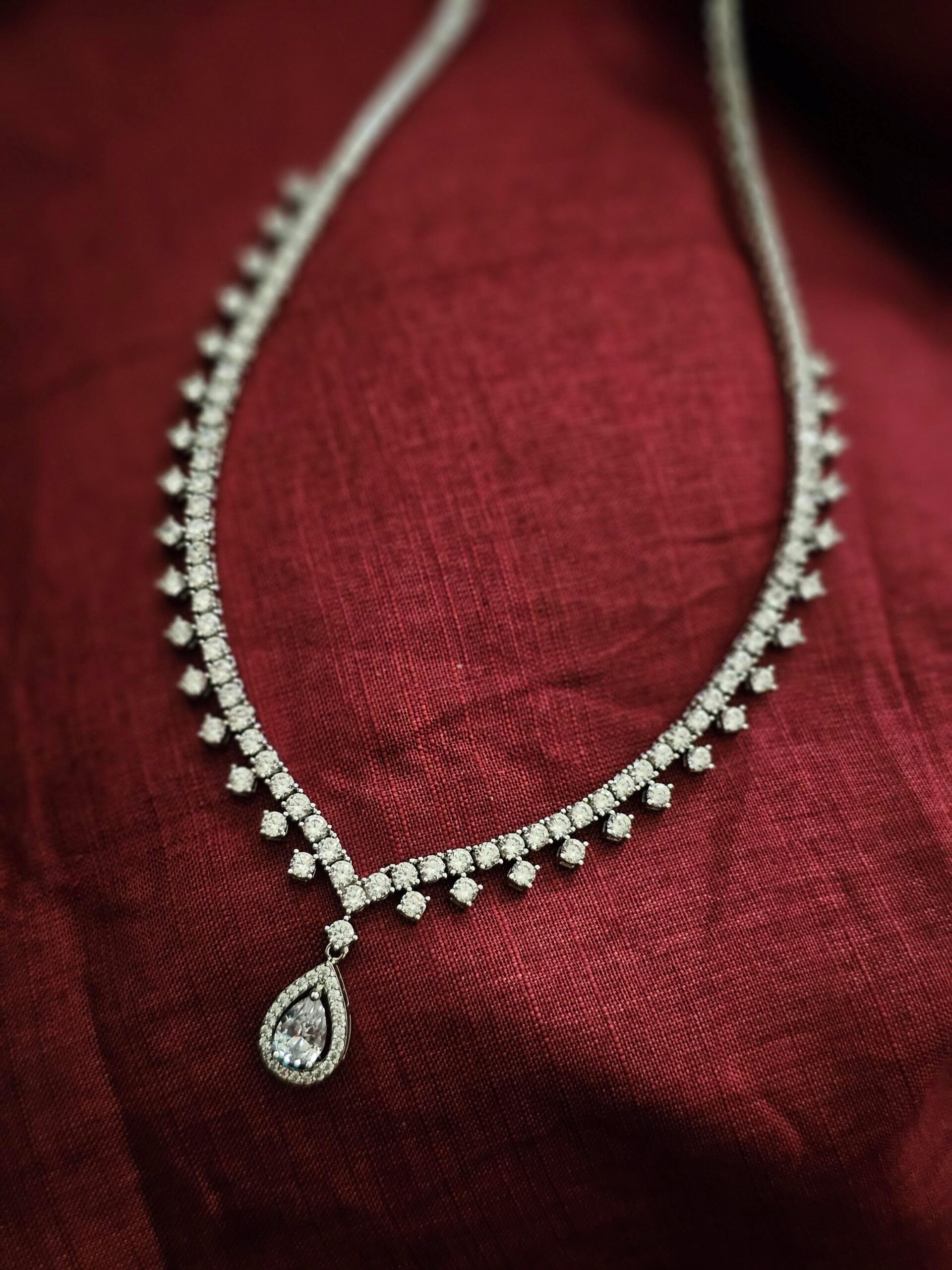 Elsie delicate necklace Thumbnail