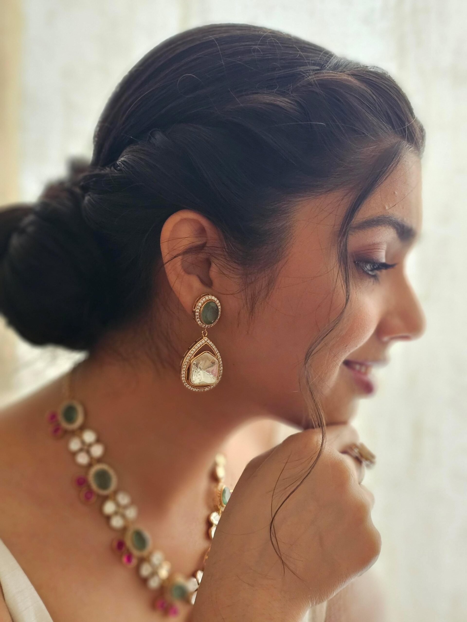 Shriya quartz and polki necklace Thumbnail