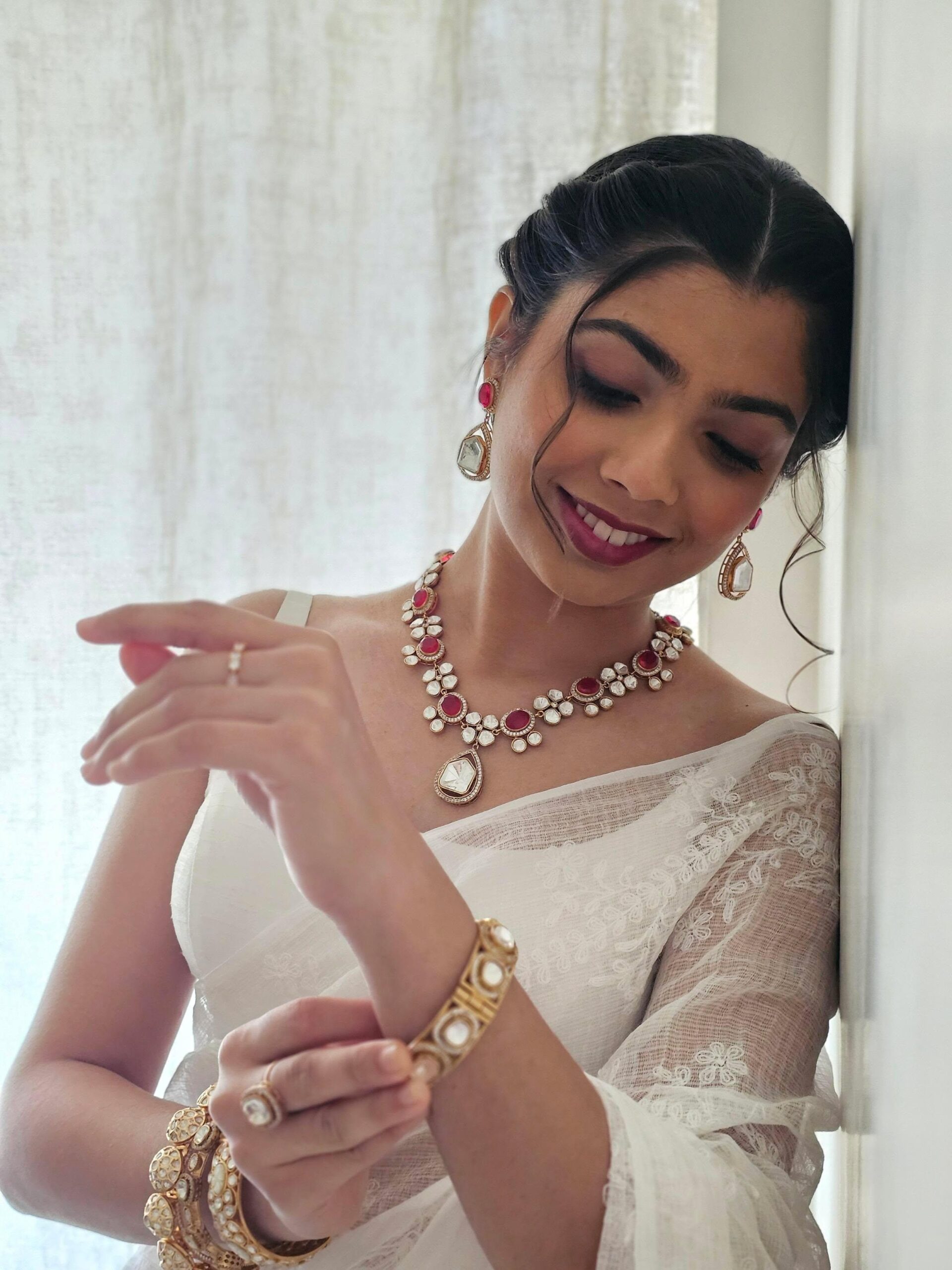 Shriya quartz and polki necklace Thumbnail