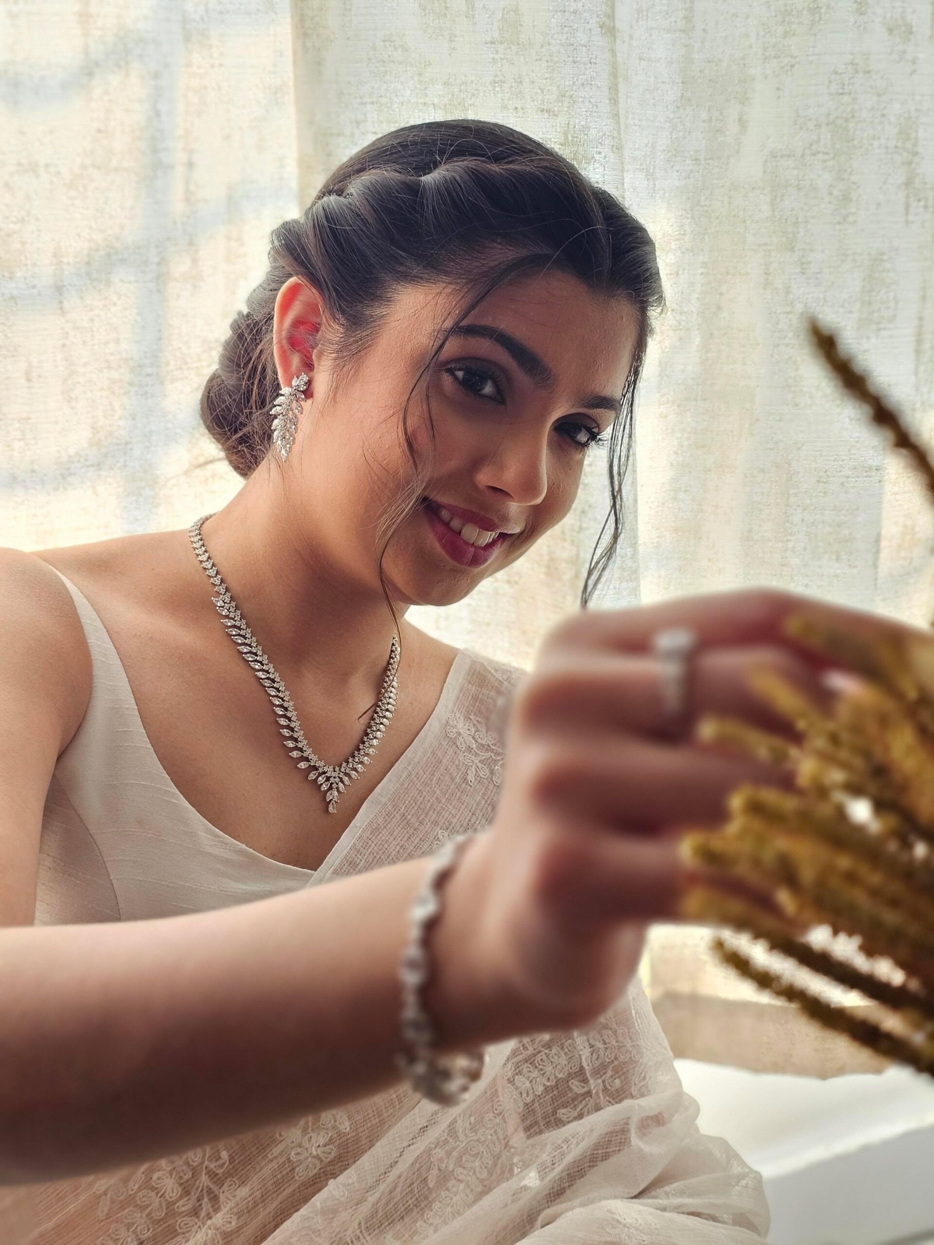 Liza delicate necklace Thumbnail