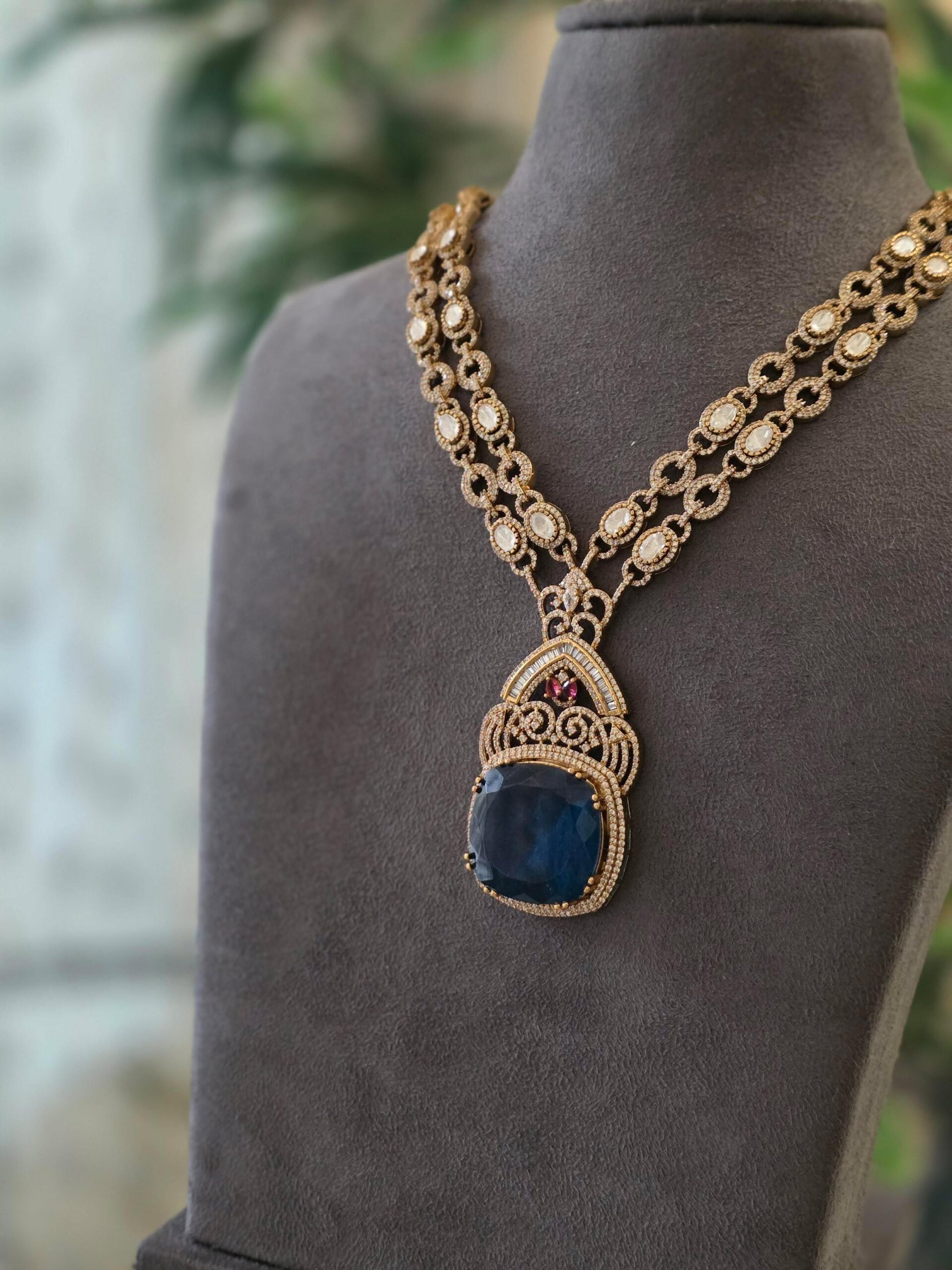 Madhura semi precious quartz necklace Thumbnail