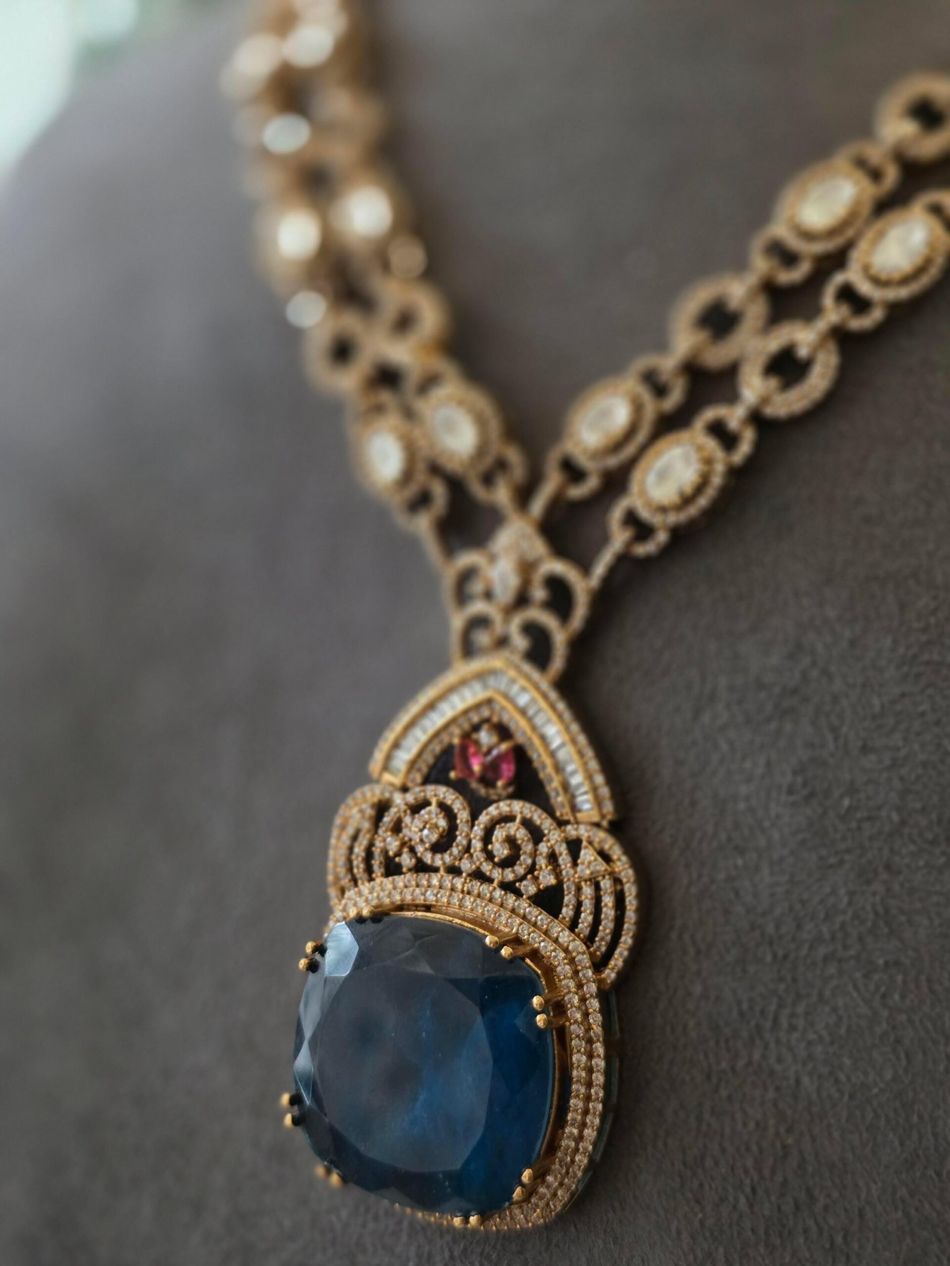 Madhura semi precious quartz necklace Thumbnail