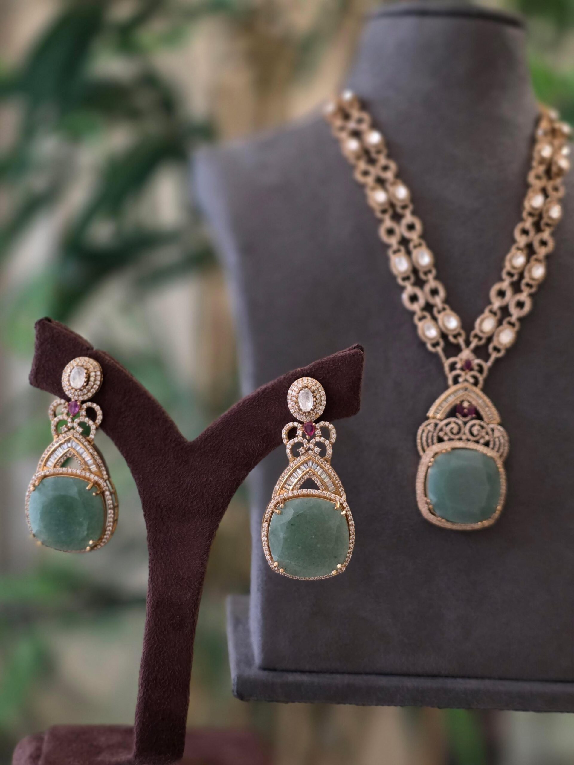 Madhura semi precious quartz necklace Thumbnail