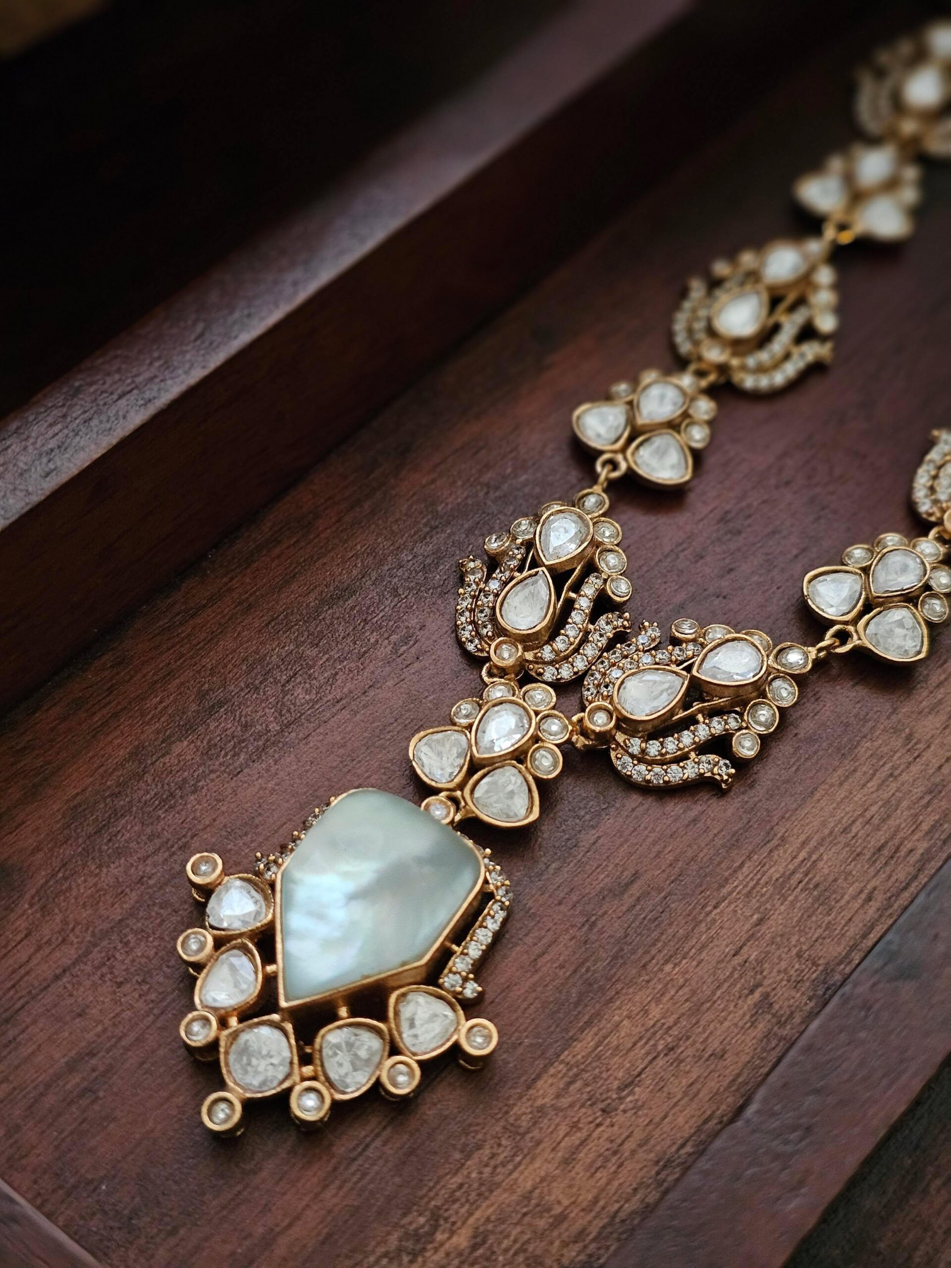 Kavira quartz and polki necklace Thumbnail