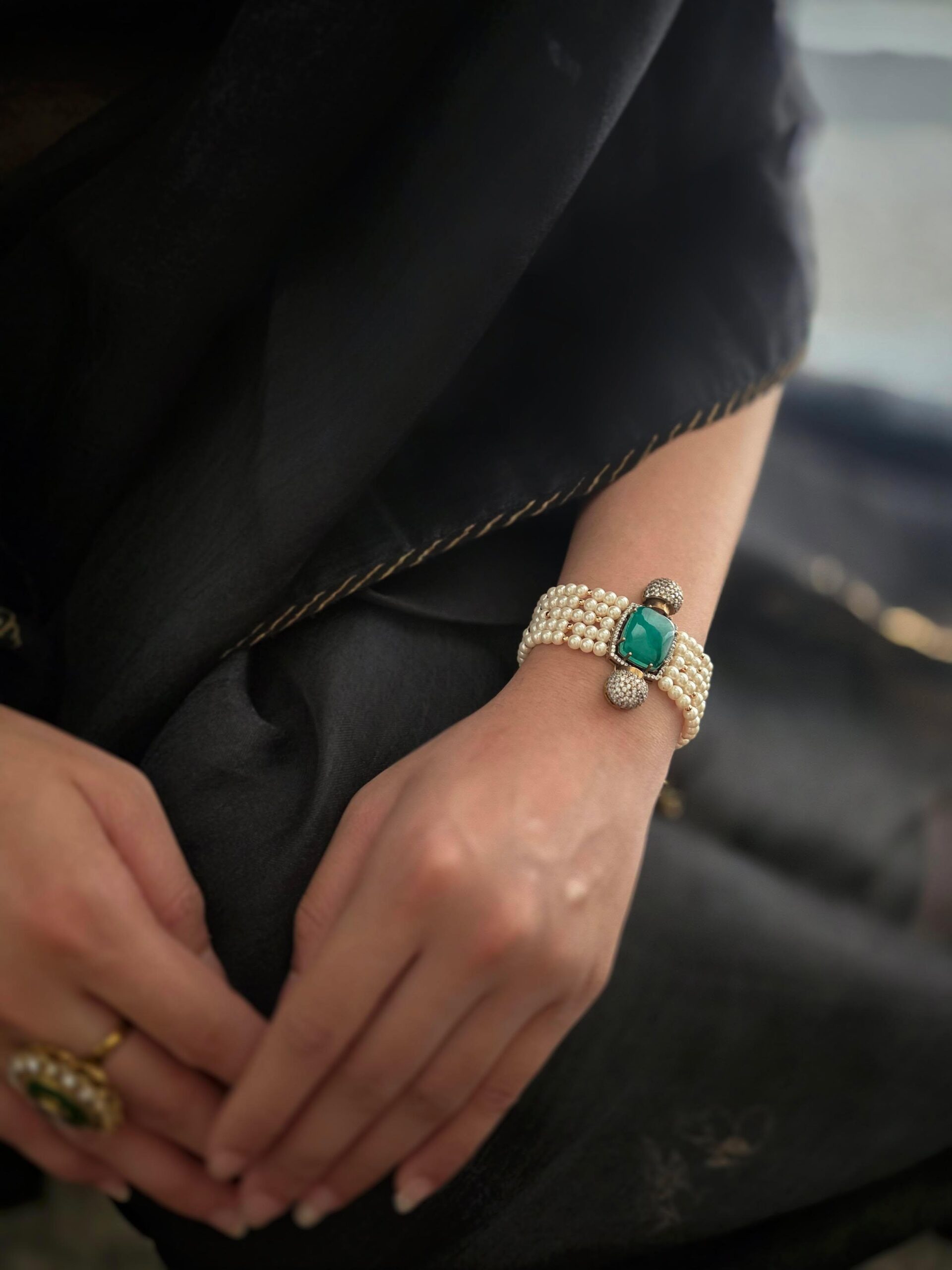 Girisha pearl and quartz long necklace Thumbnail