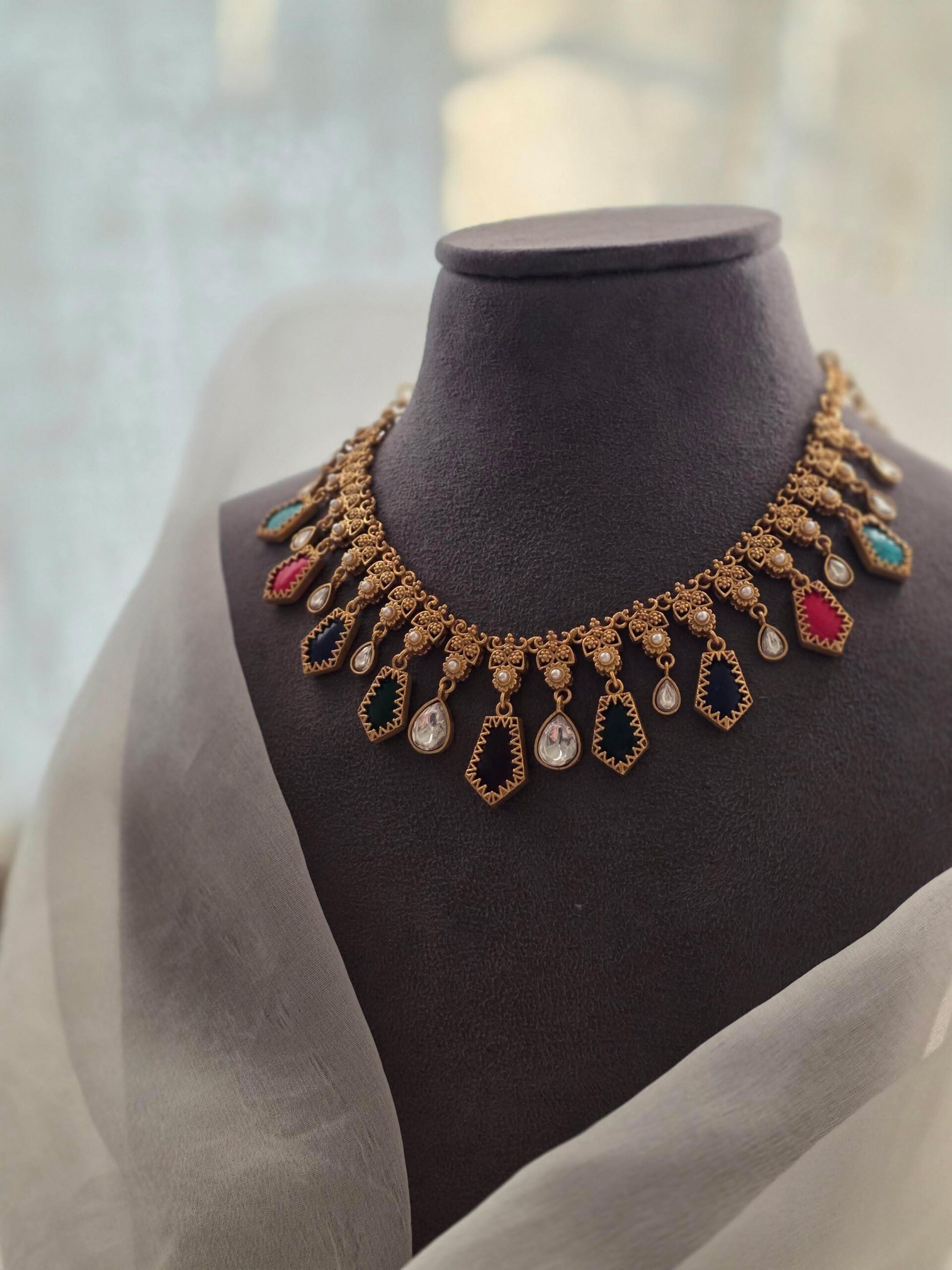 Rahi handcrafted necklace Thumbnail