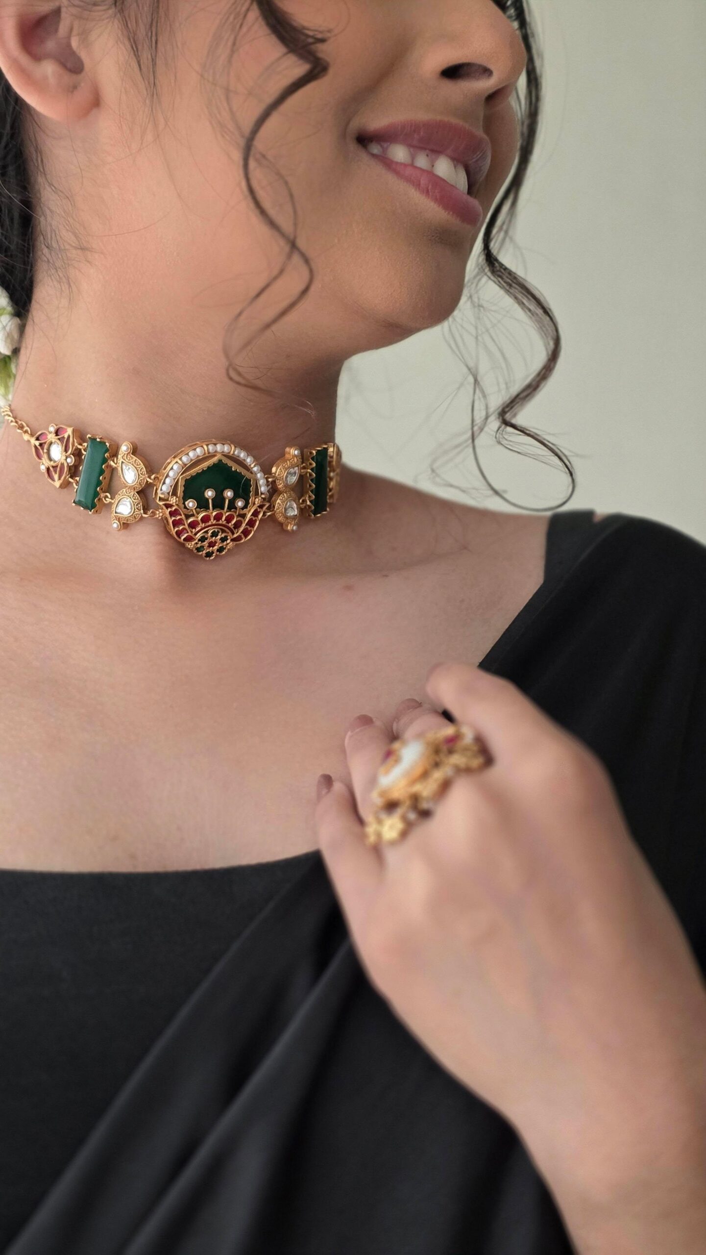 Madhuban handcrafted choker Thumbnail