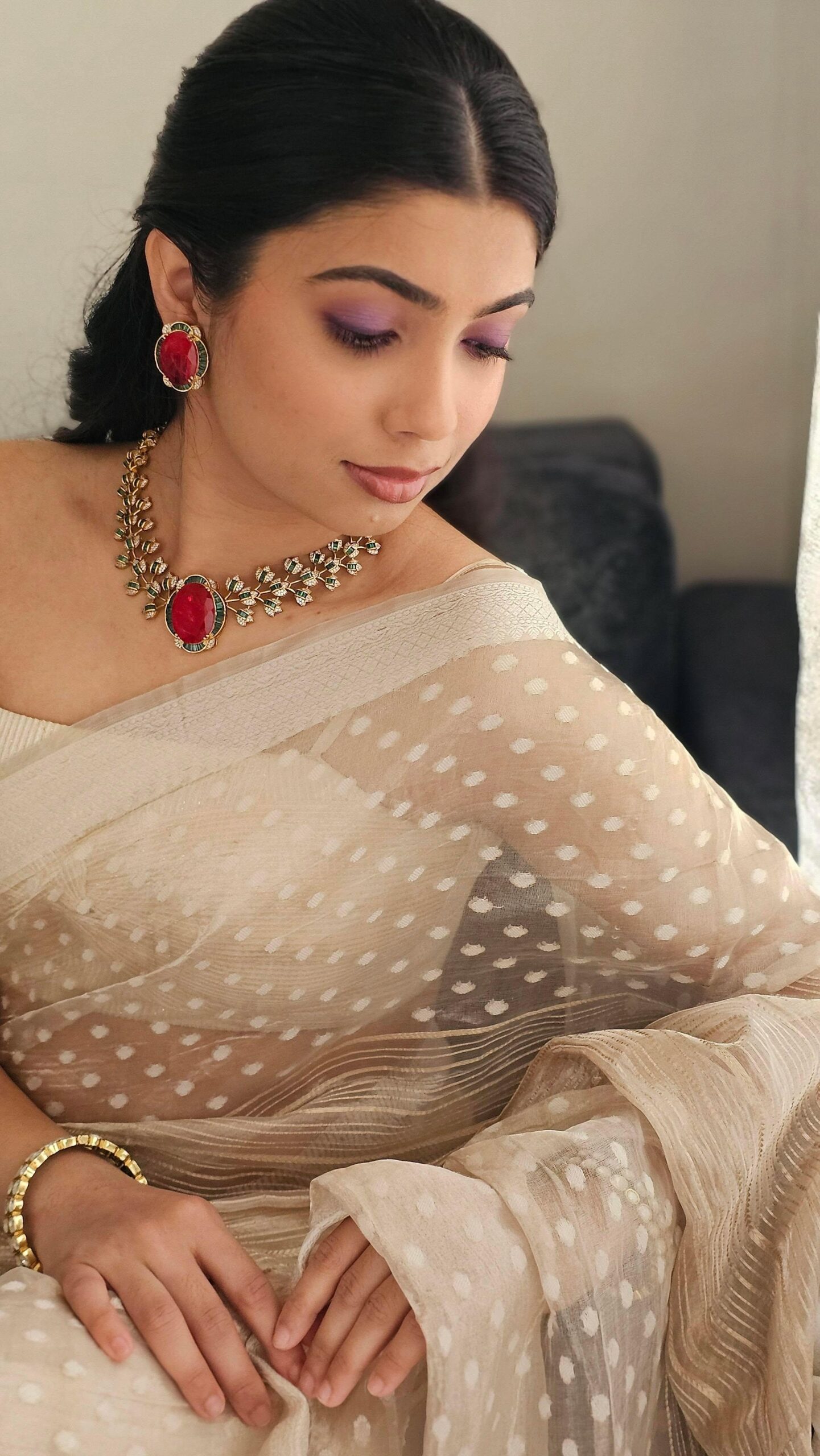 Rossie semi precious quartz necklace Thumbnail