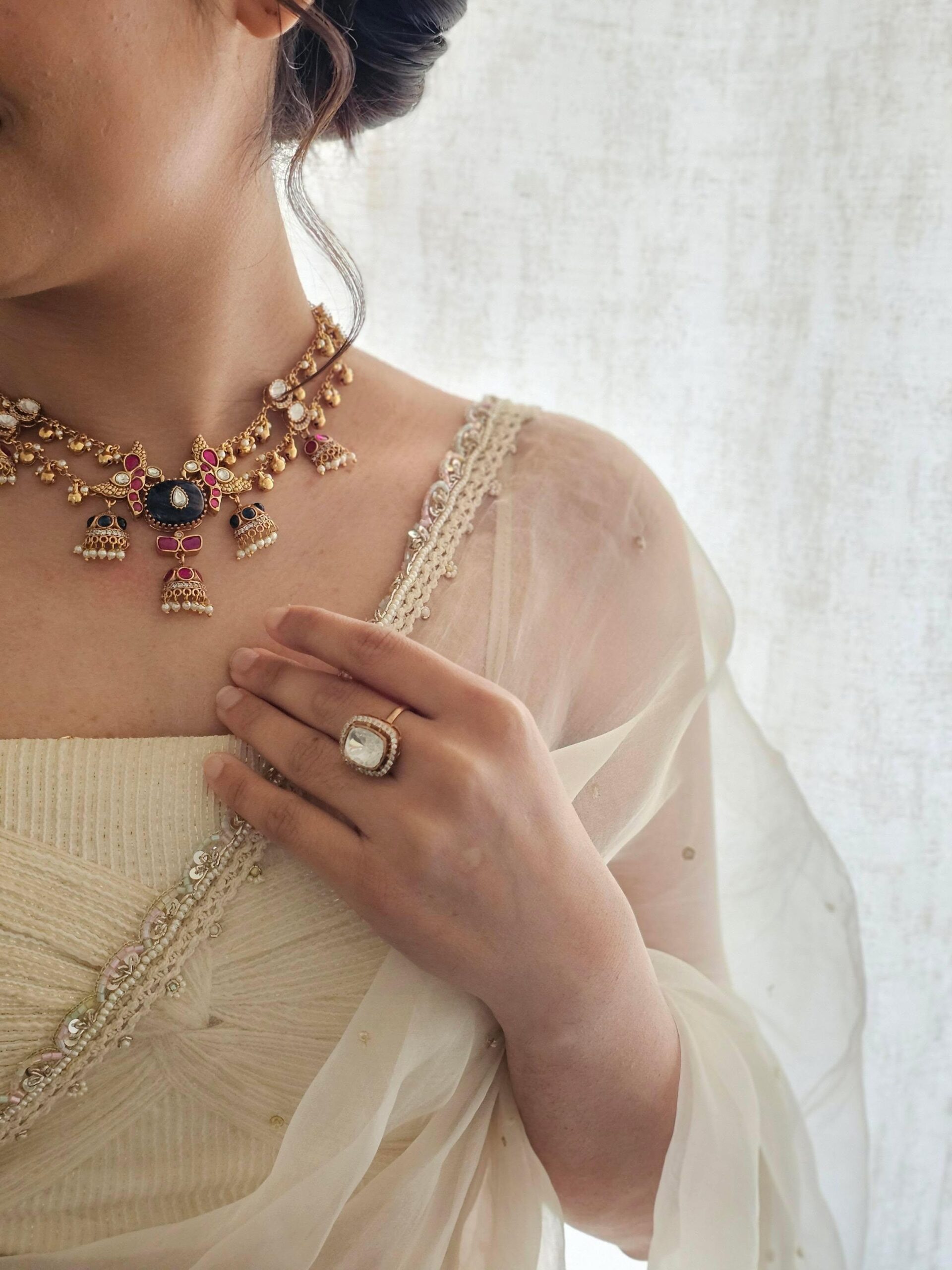 Fara handcrafted necklace Thumbnail