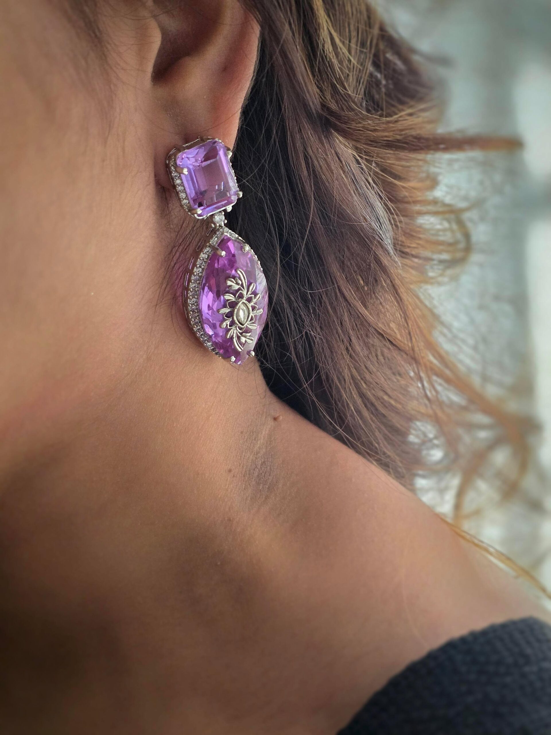 Riva statement earrings Thumbnail