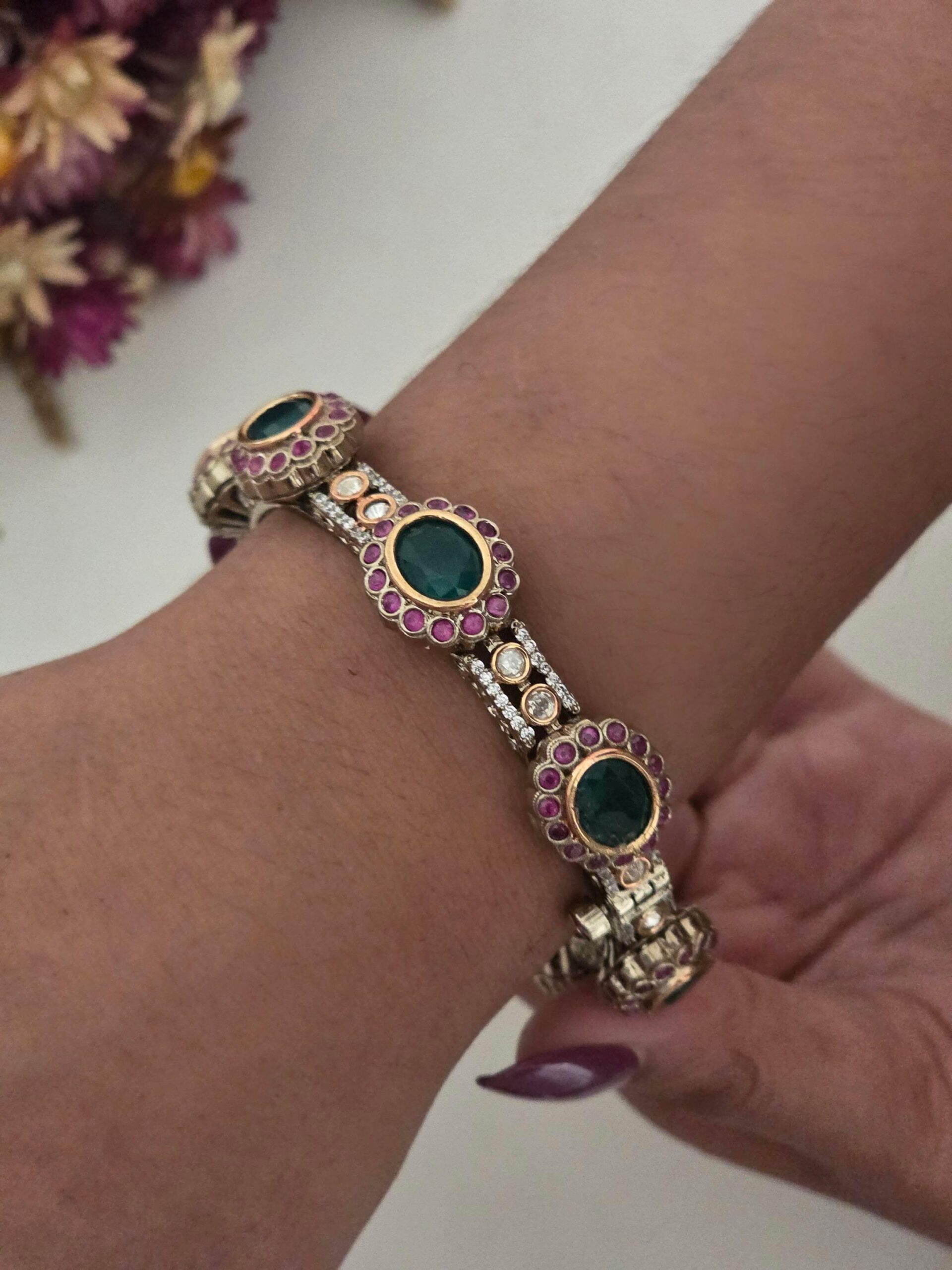 Eshani polki and quartz bangles Thumbnail