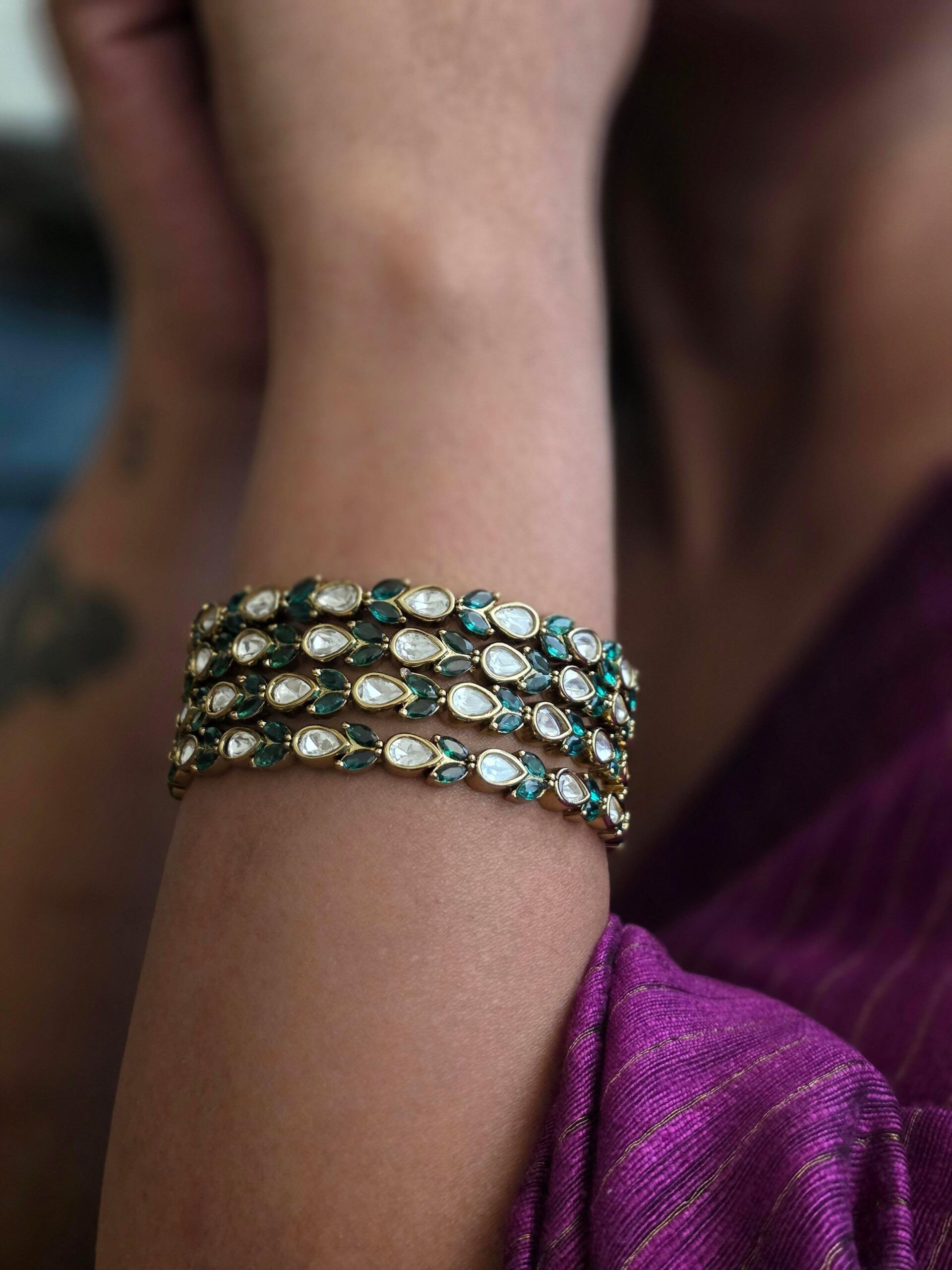 Ehan delicate quartz bangles Thumbnail