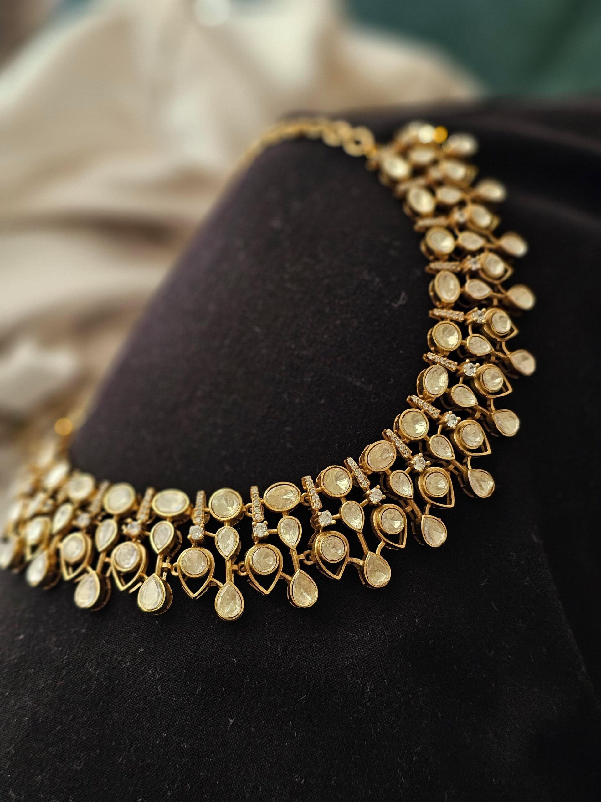 Aurora polki necklace Thumbnail