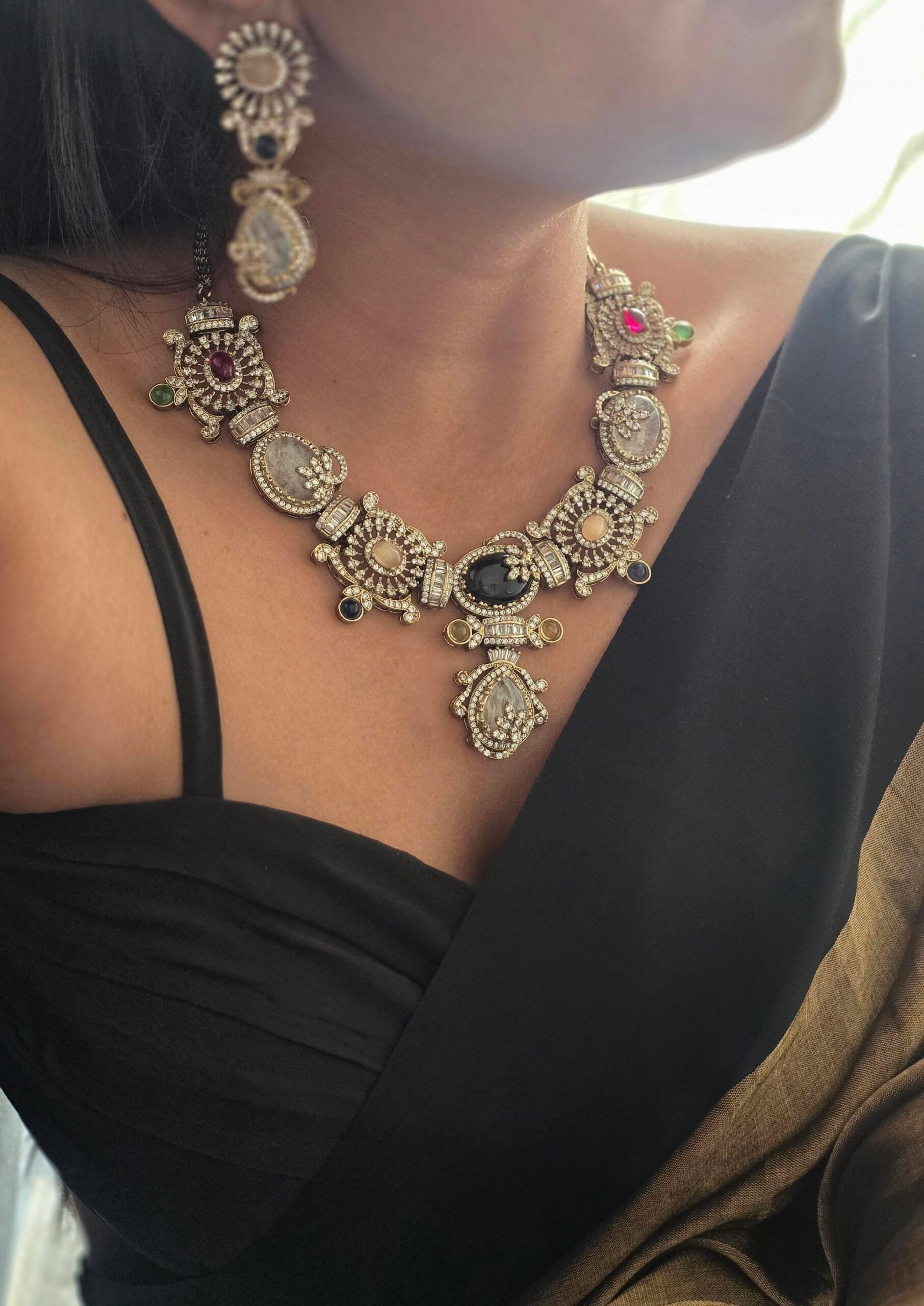 Jose semi-precious quartz necklace Thumbnail