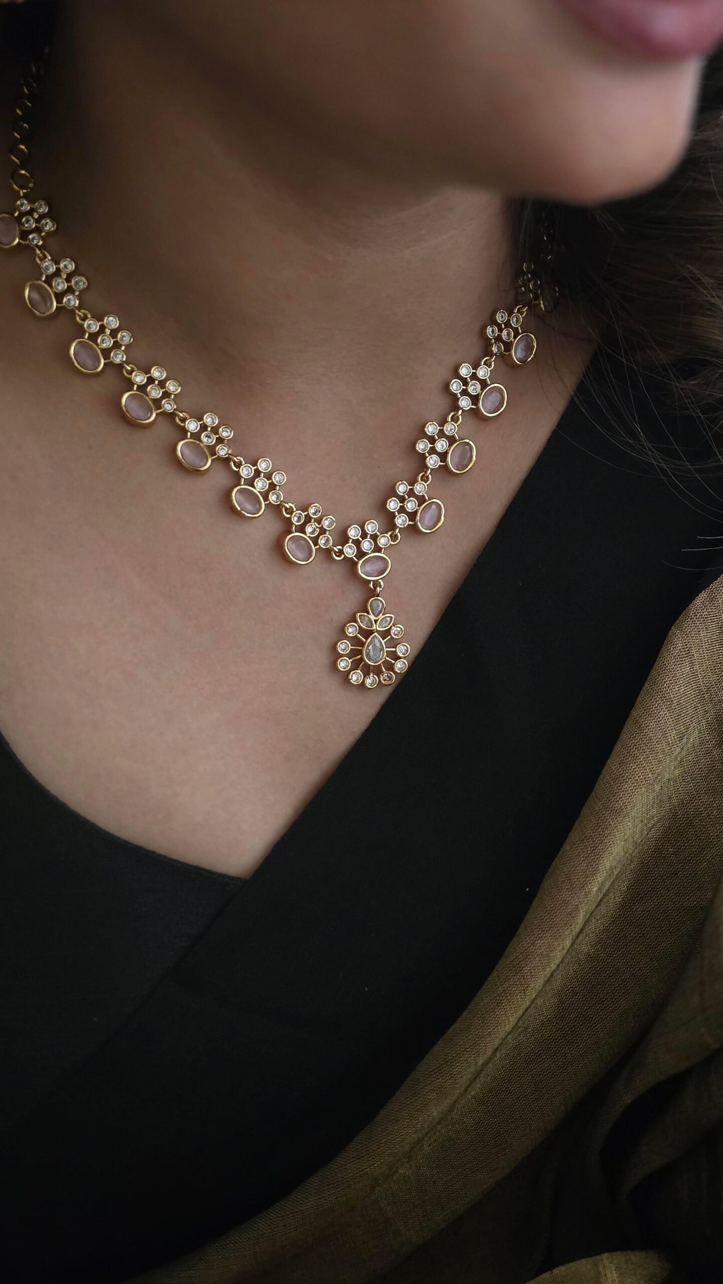 Rashmi delicate necklace Thumbnail