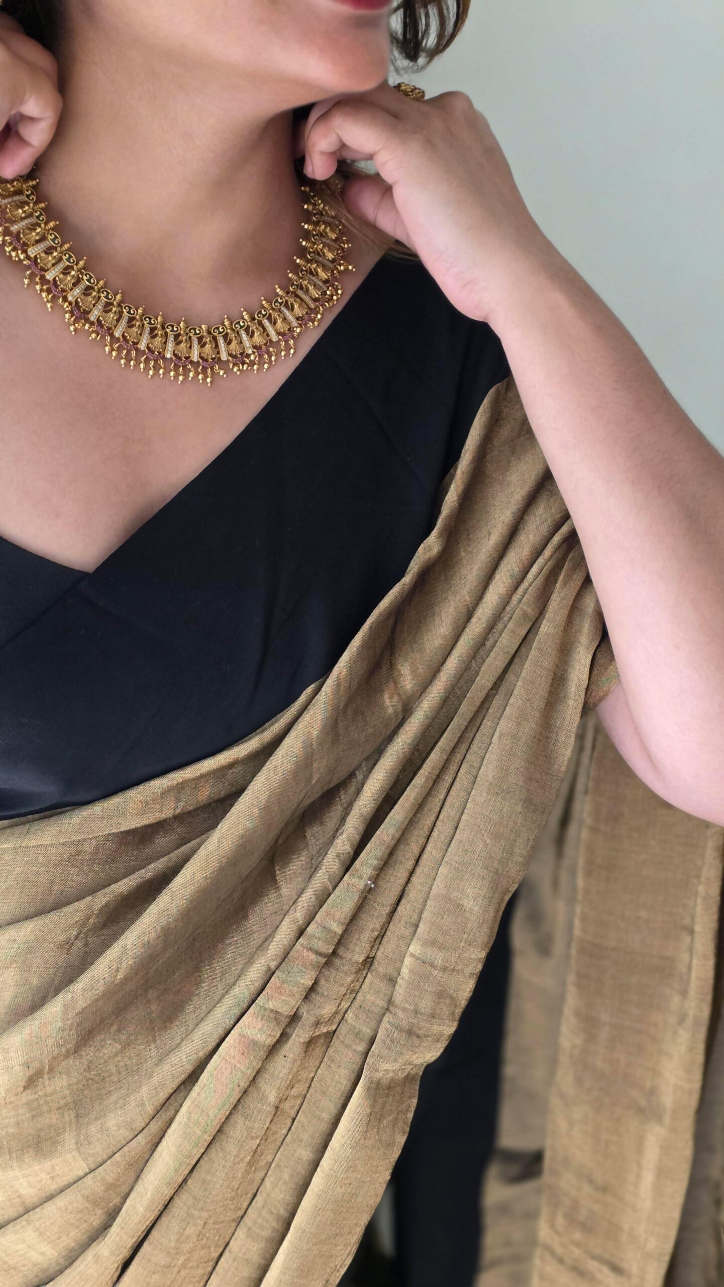 Deetya handcrafted necklace Thumbnail