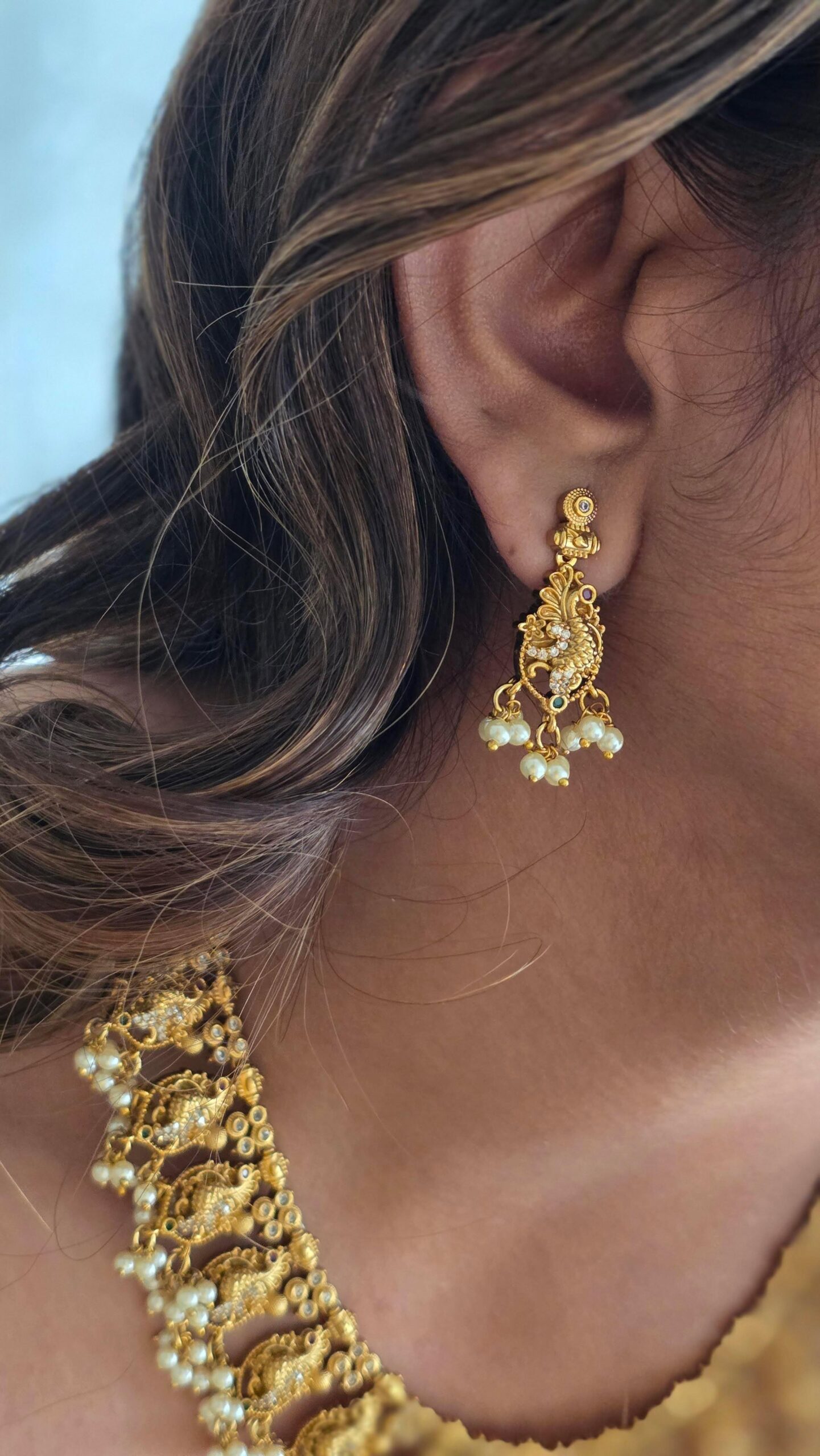 Nishara handcrafted necklace Thumbnail