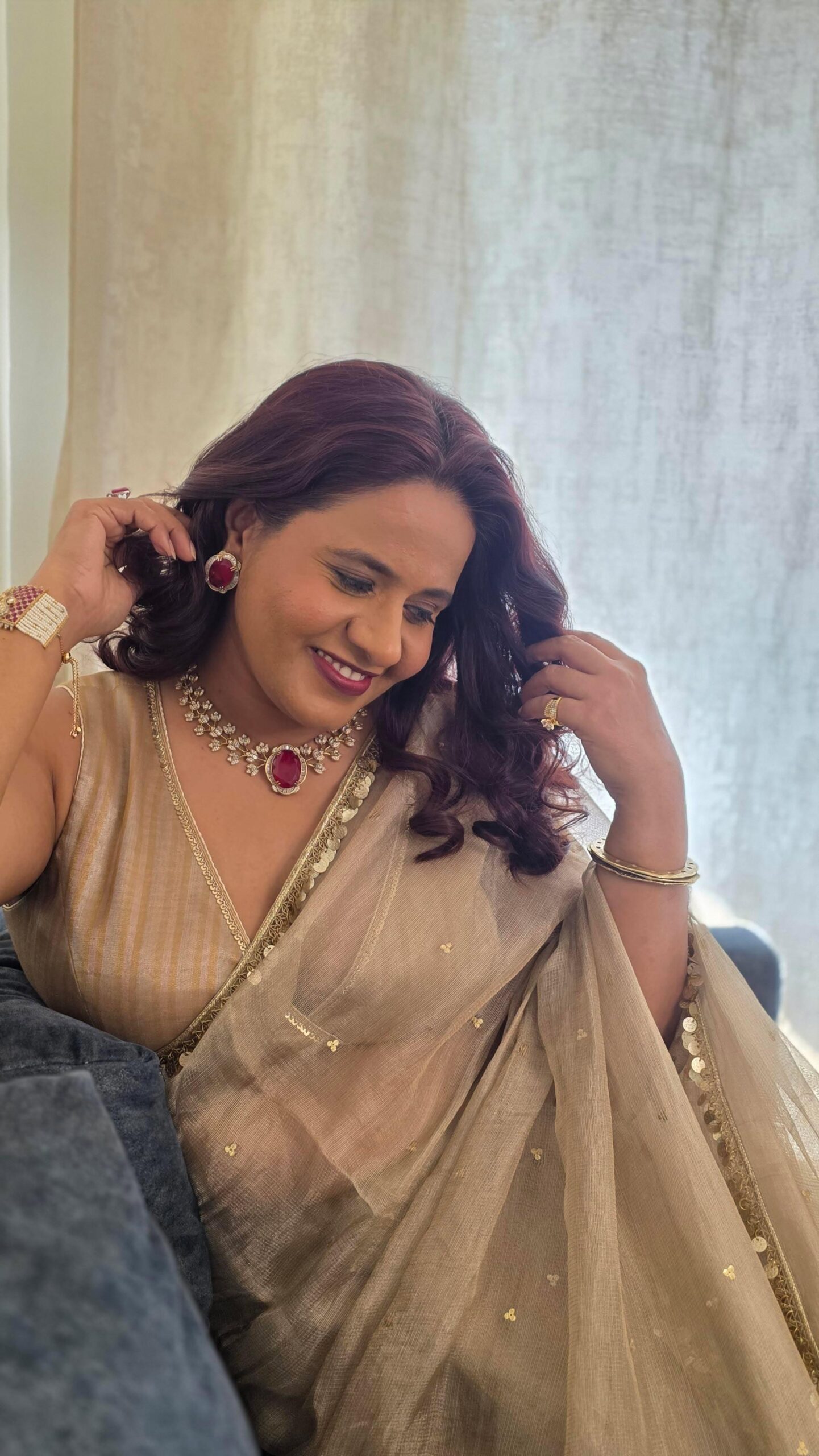 Rossie semi precious quartz necklace Thumbnail