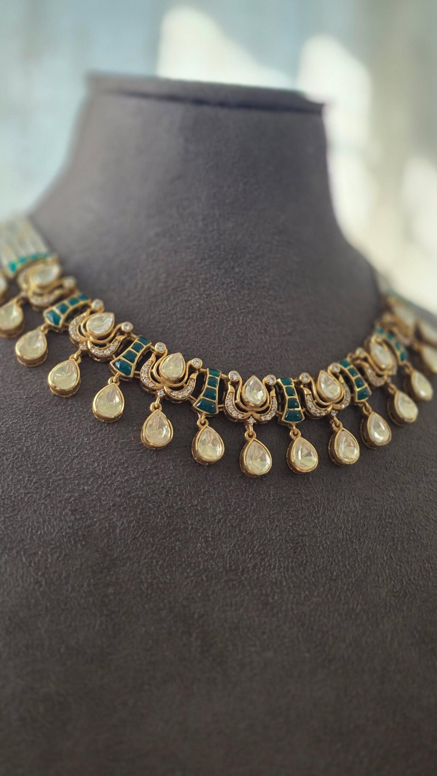 Veda delicate polki necklace Thumbnail