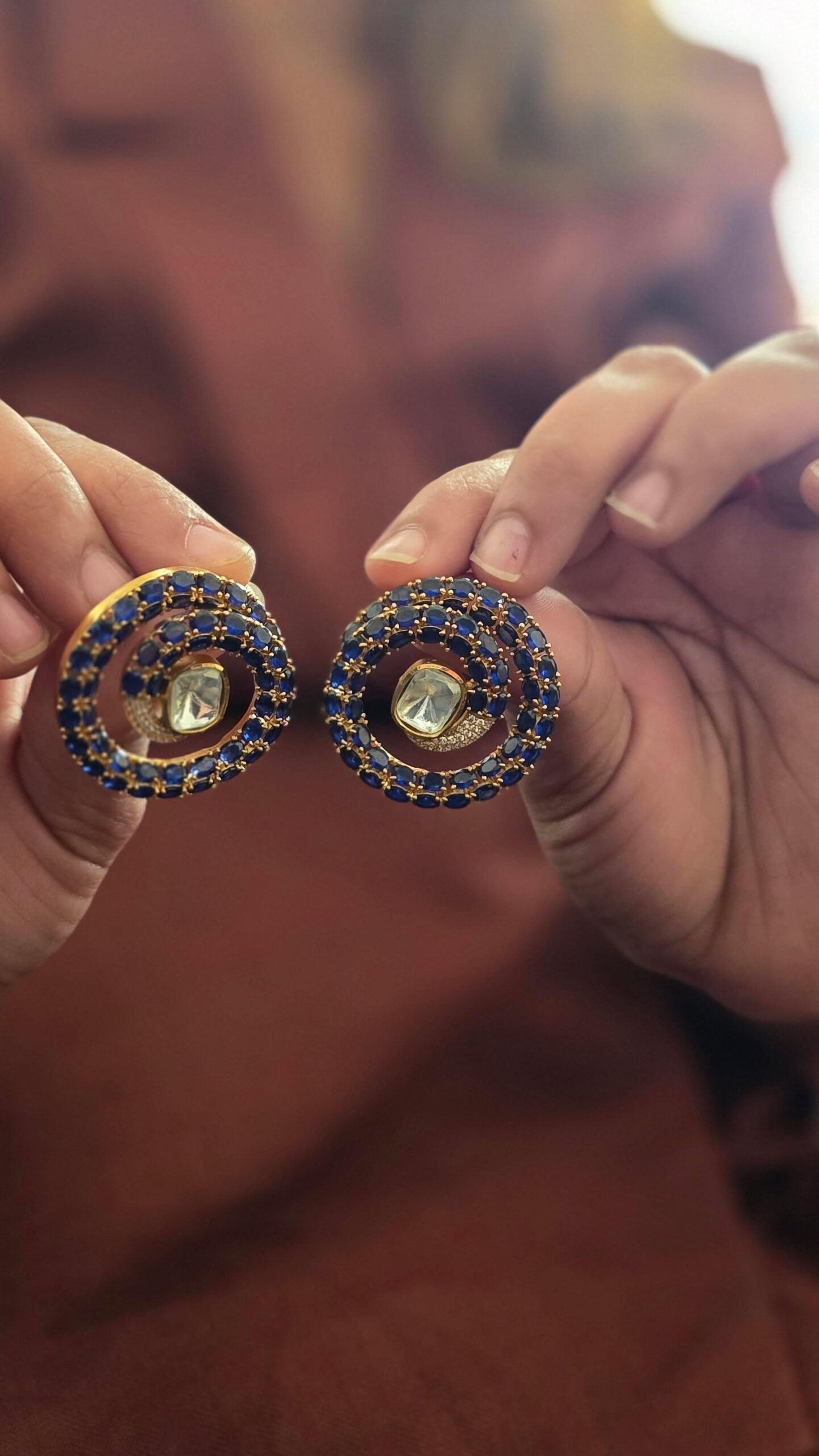 Vini statement studs Thumbnail