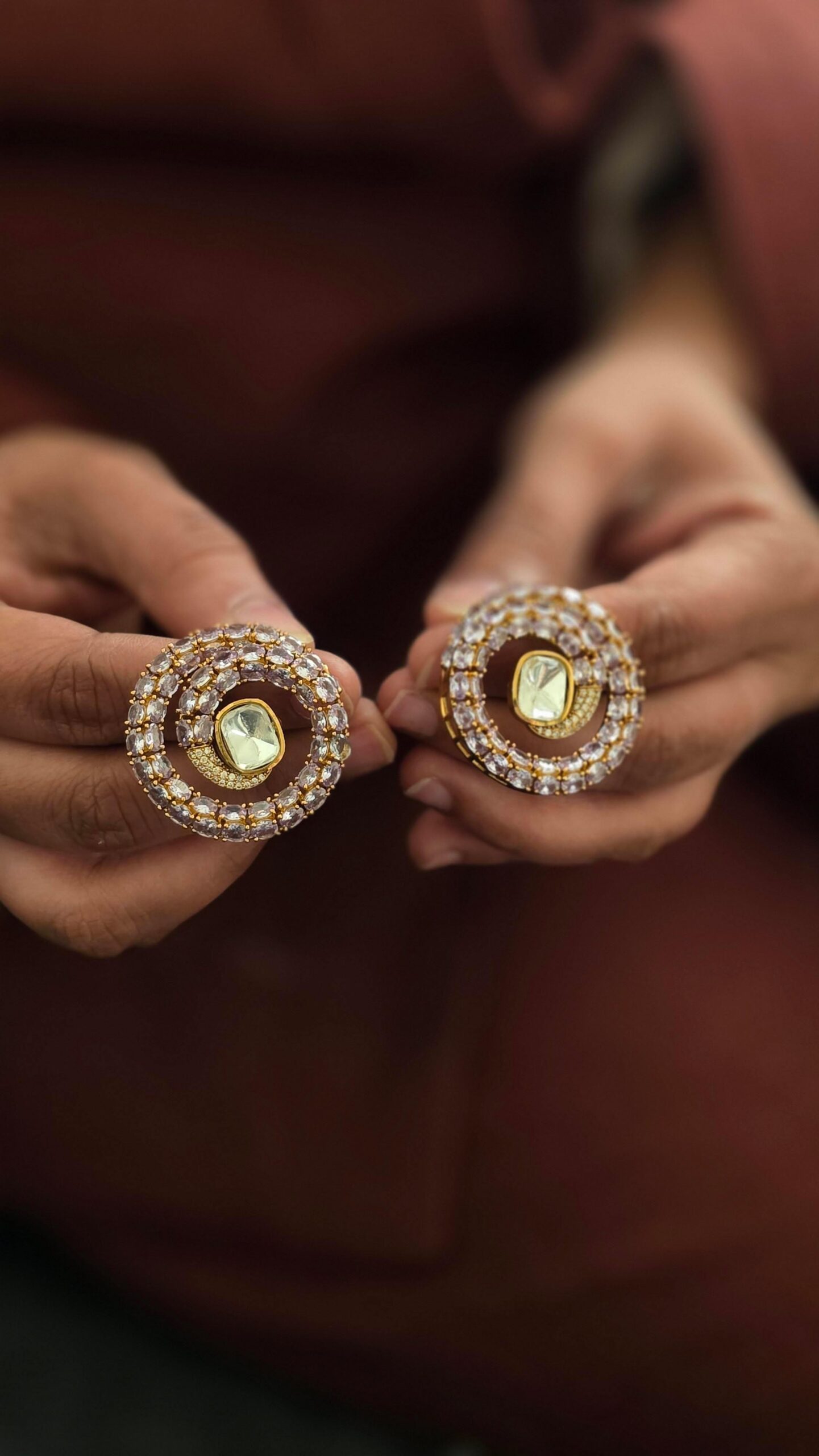 Vini statement studs Thumbnail