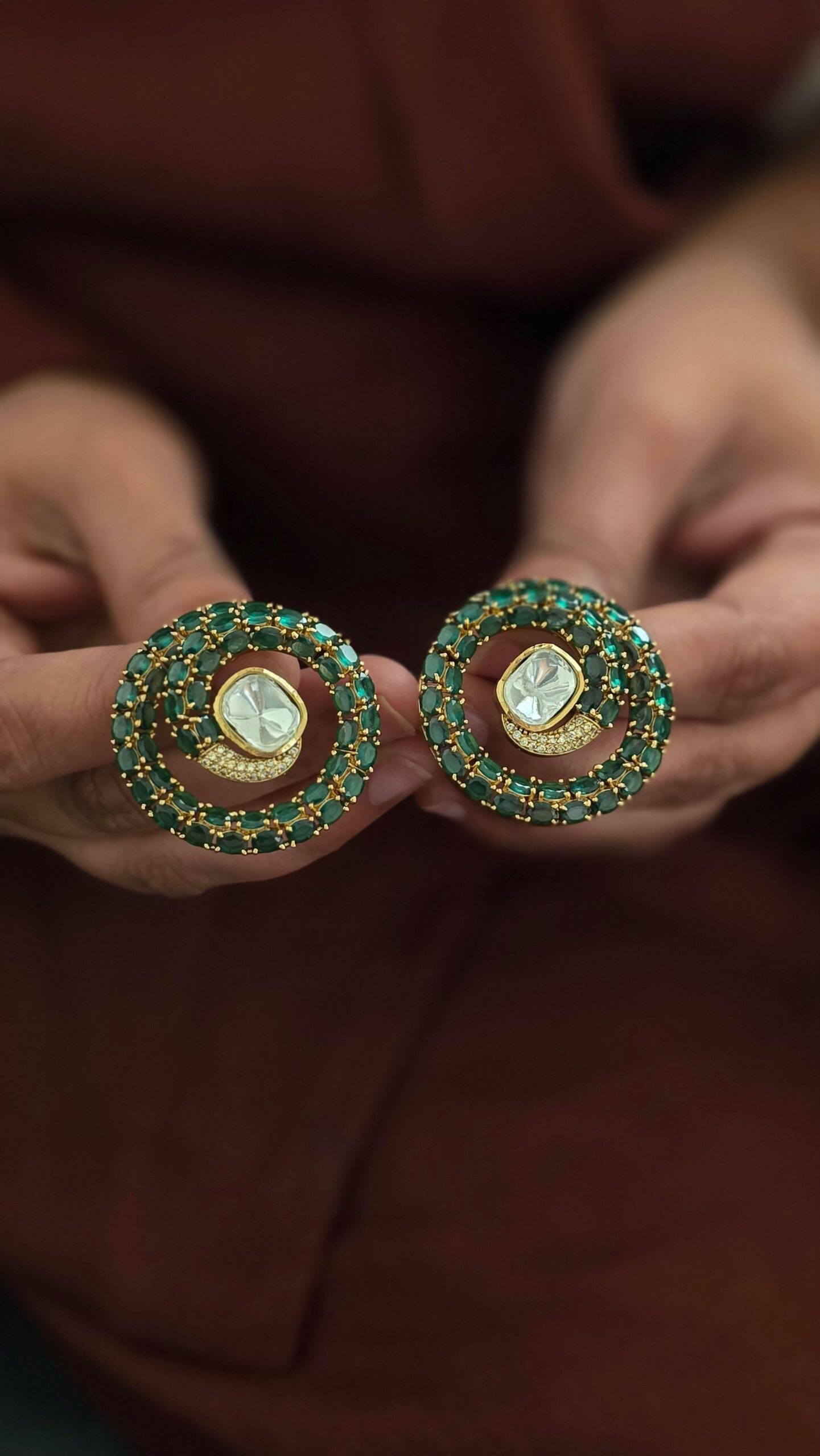 Vini statement studs Thumbnail