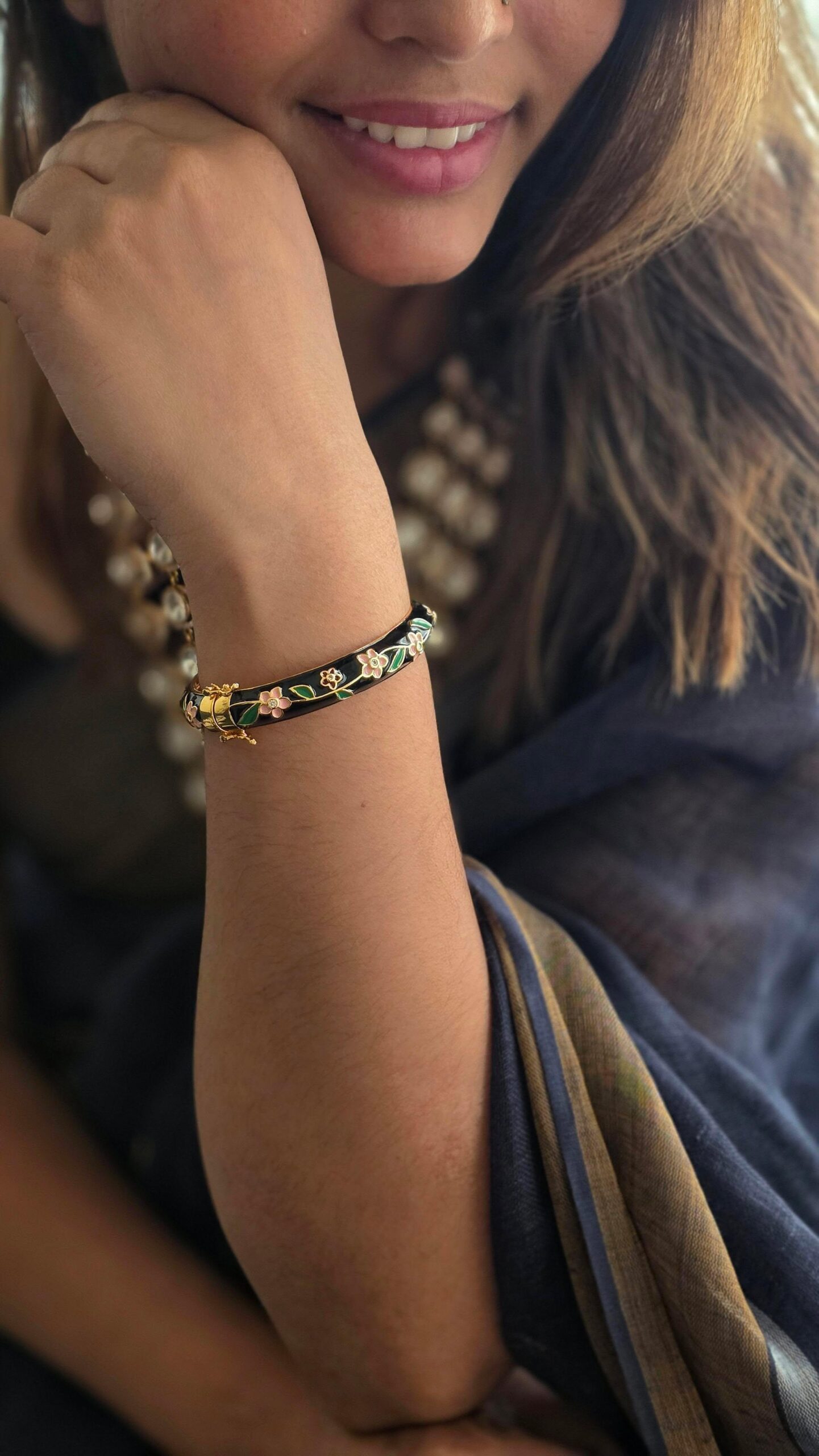 Flora openable bangles Thumbnail