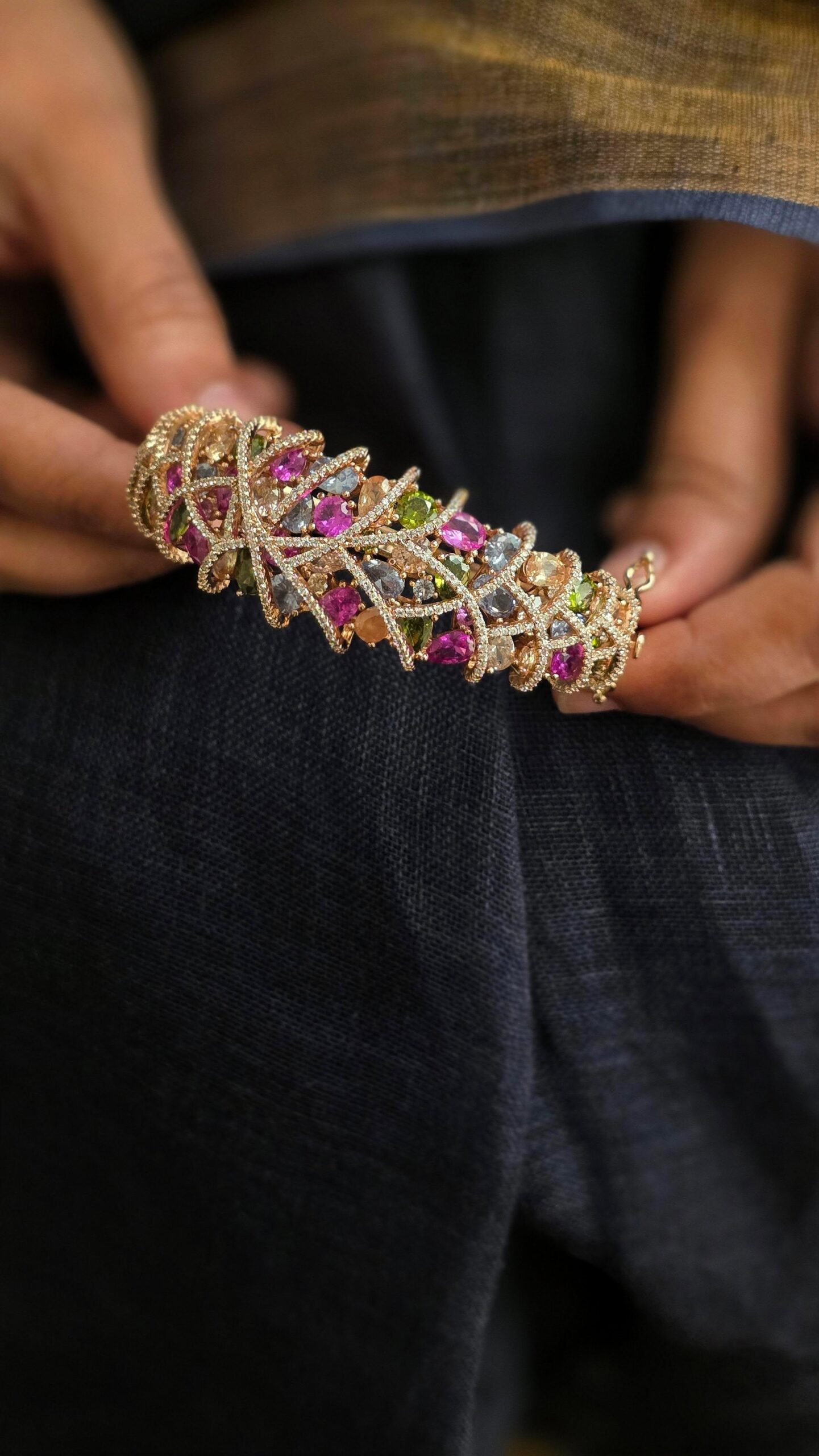 Faria openable statement kada Thumbnail