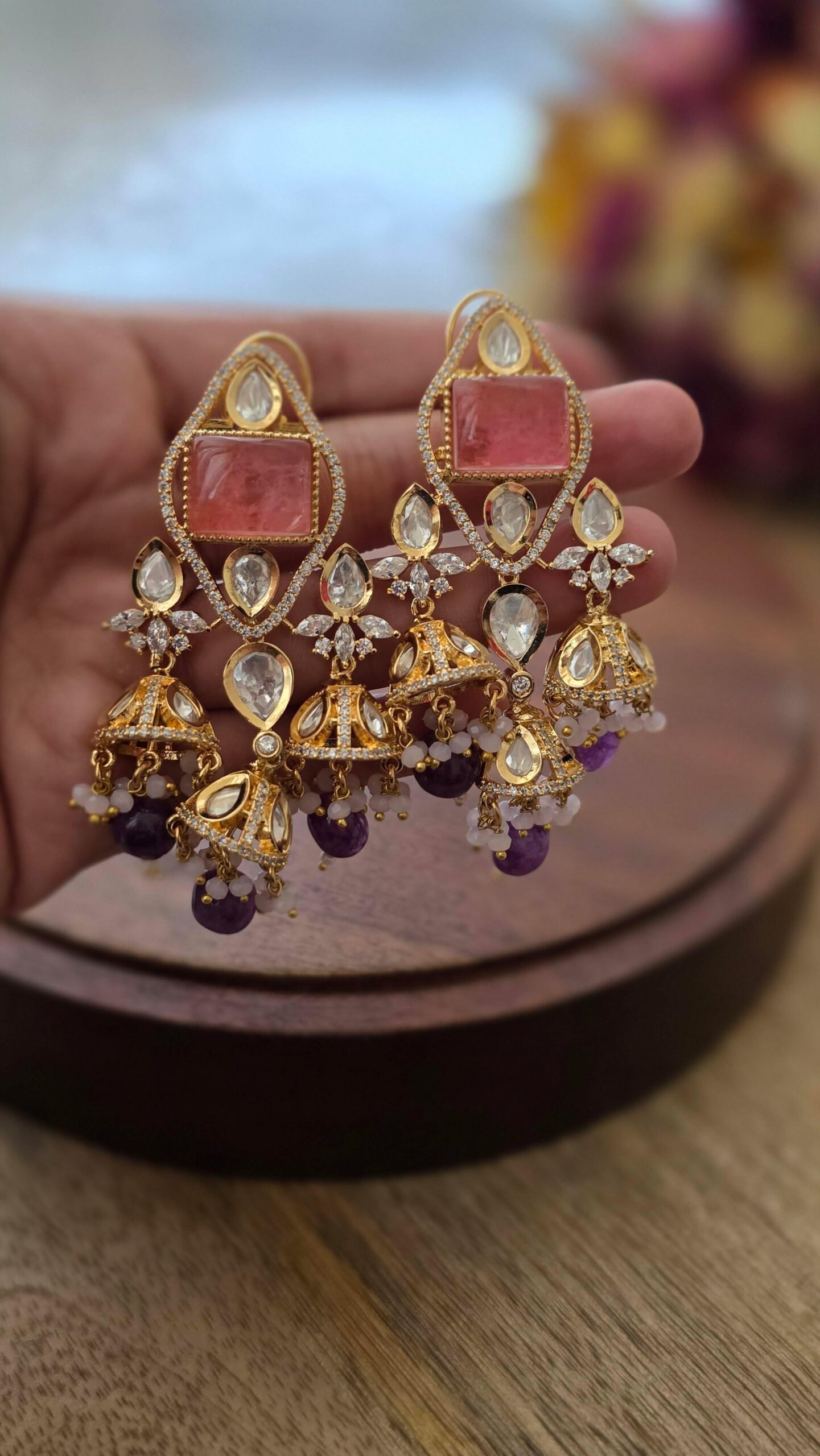 Roop Quartz choker Thumbnail