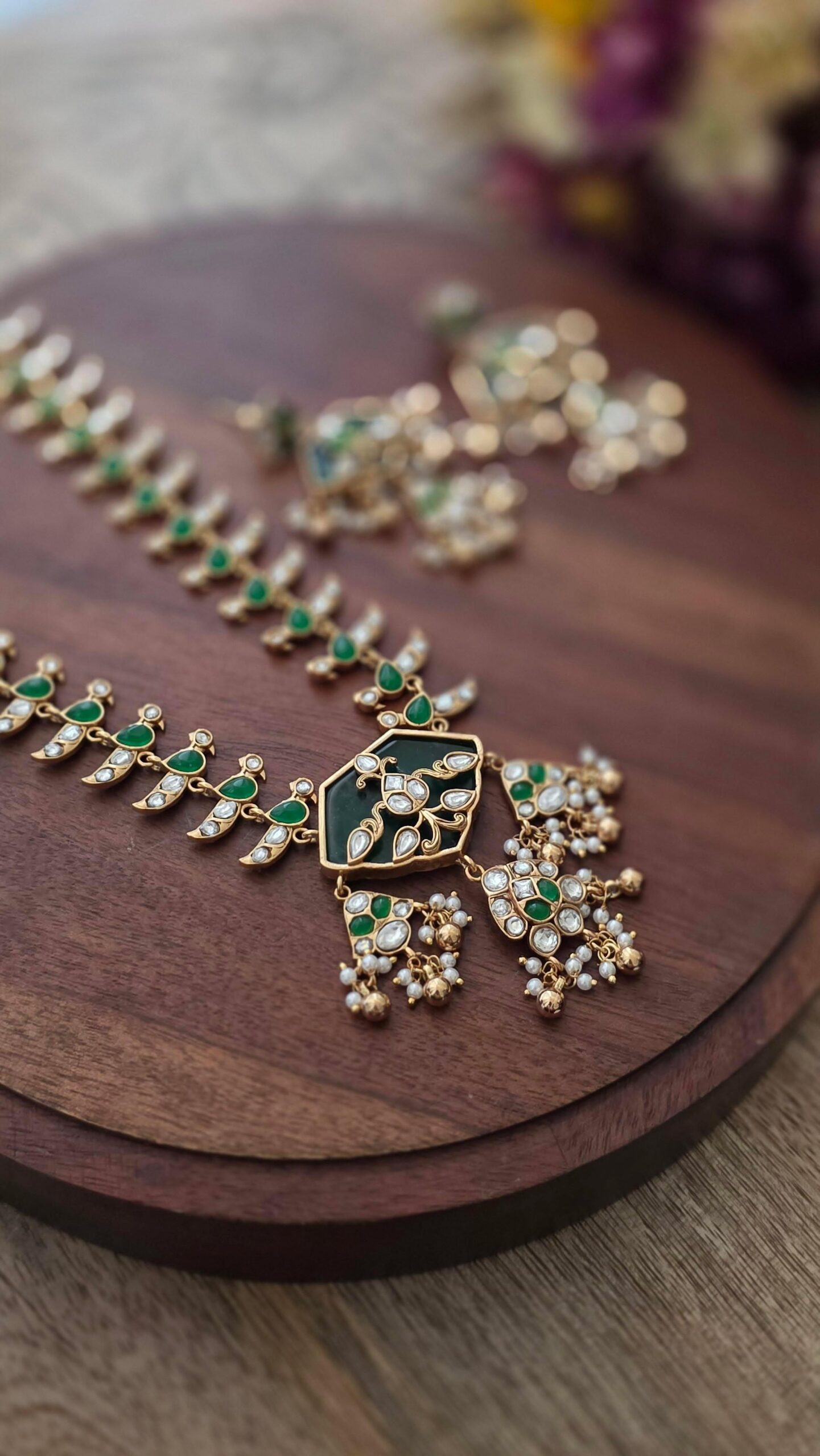 Harshika quartz necklace Thumbnail