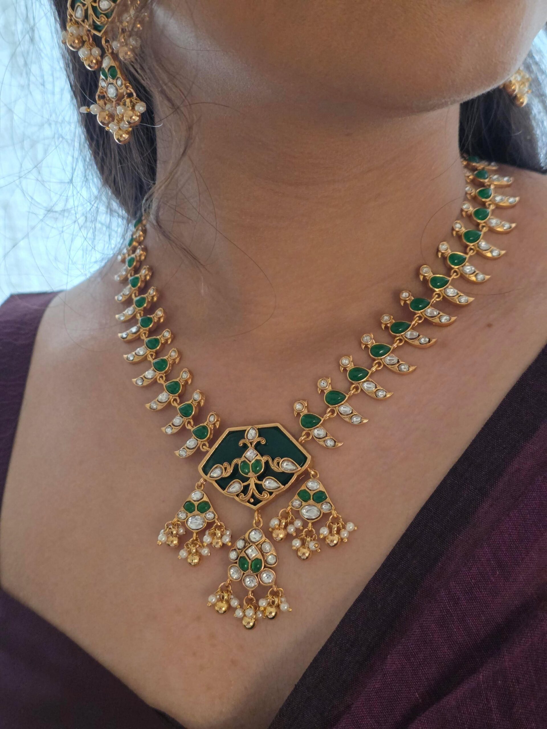 Harshika quartz necklace Thumbnail