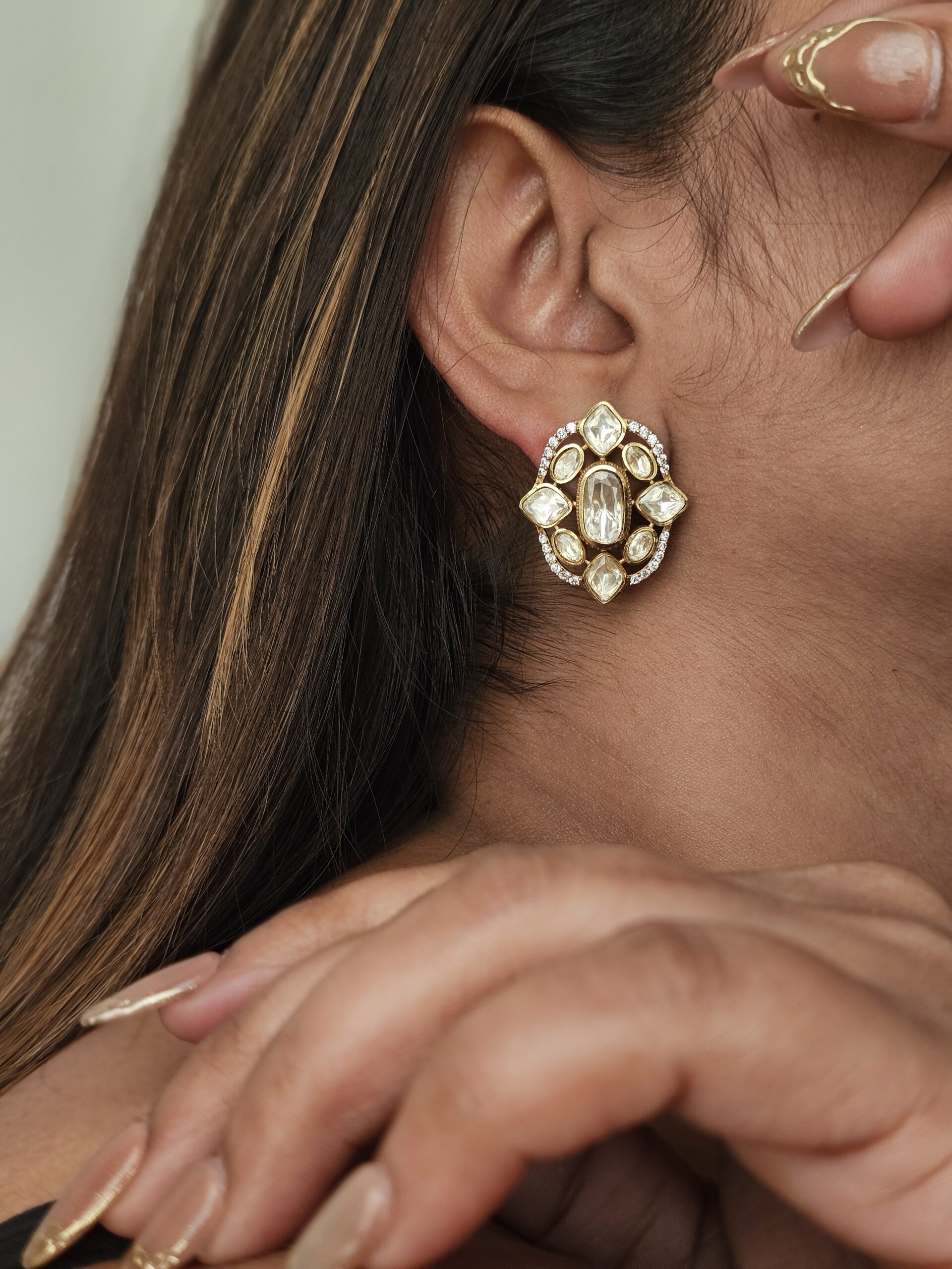 Ridhvi polki studs Thumbnail