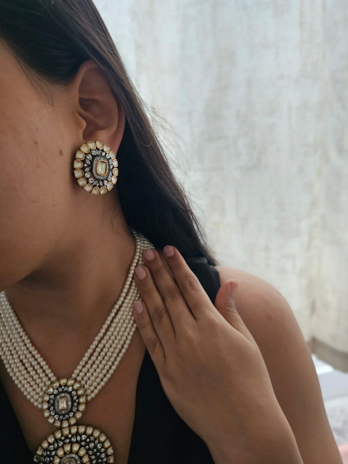 Sarah polki and pearl necklace Thumbnail
