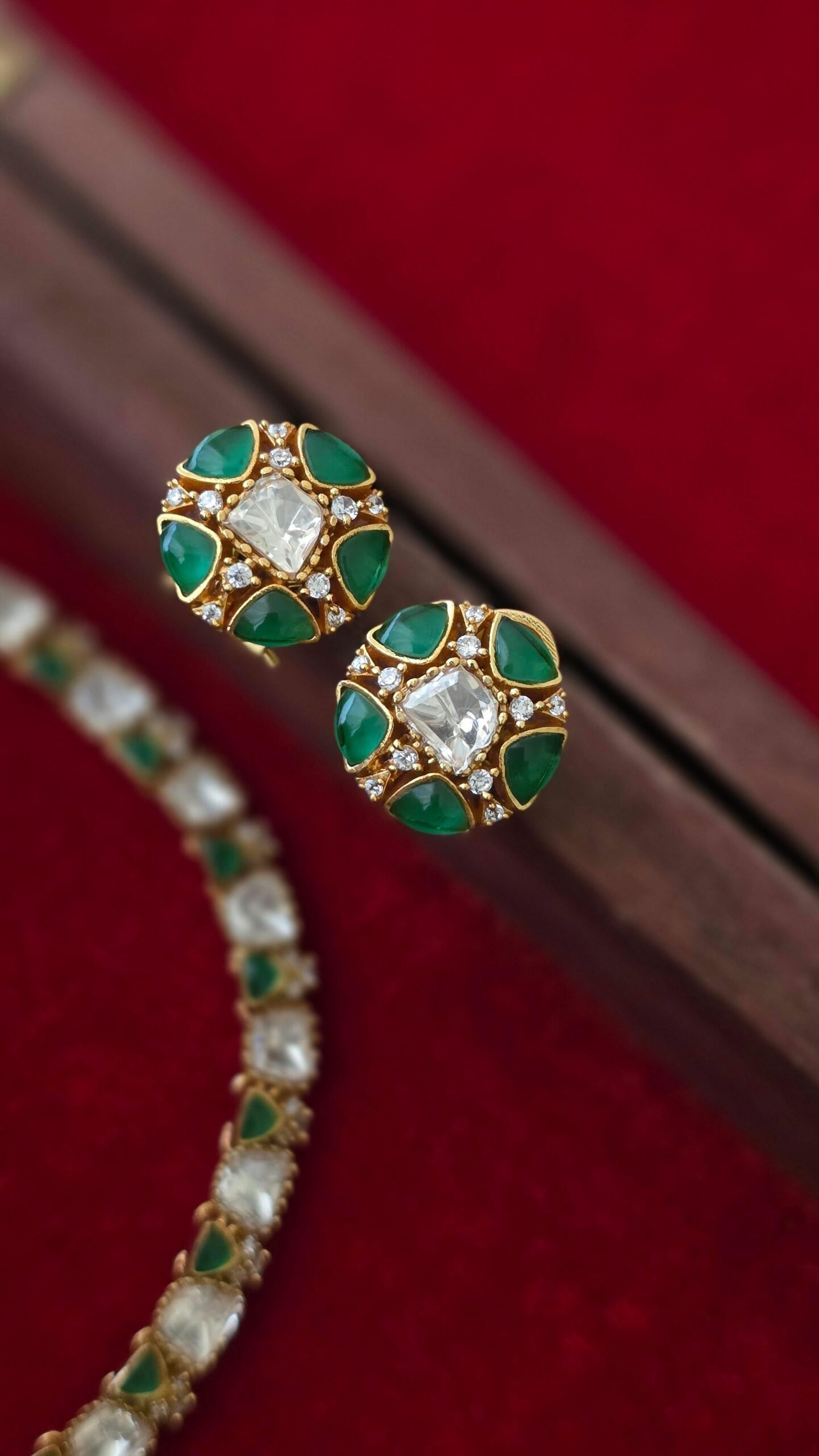 Lara delicate polki necklace Thumbnail