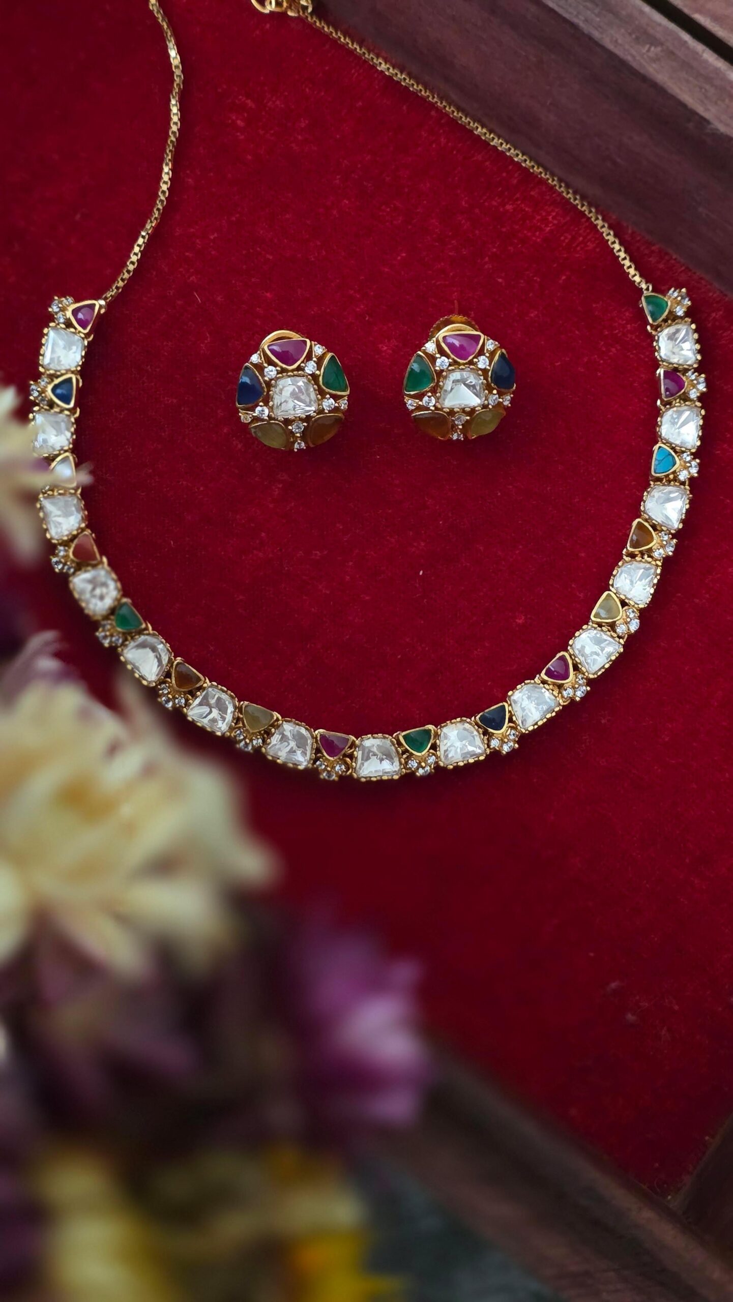 Lara delicate polki necklace Thumbnail