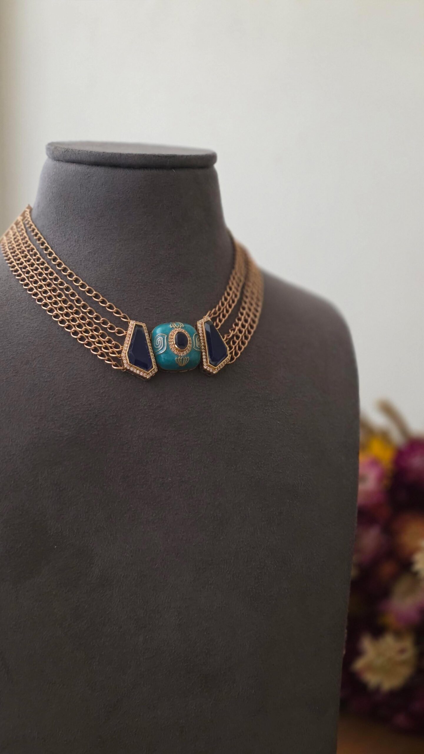 Nora delicate handcrafted necklace Thumbnail