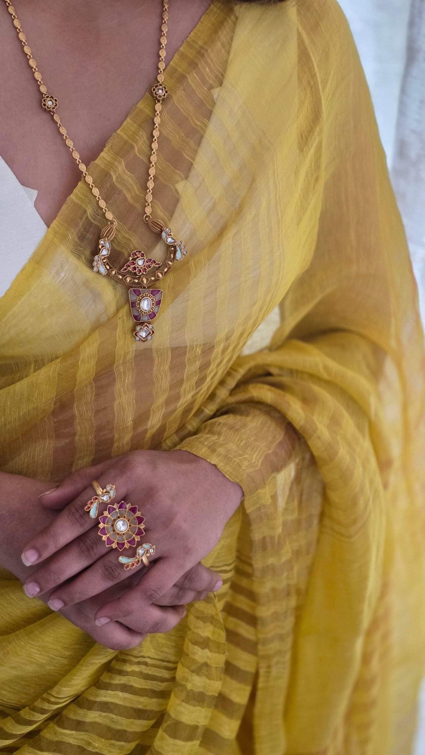 Nirya handcrafted long necklace Thumbnail