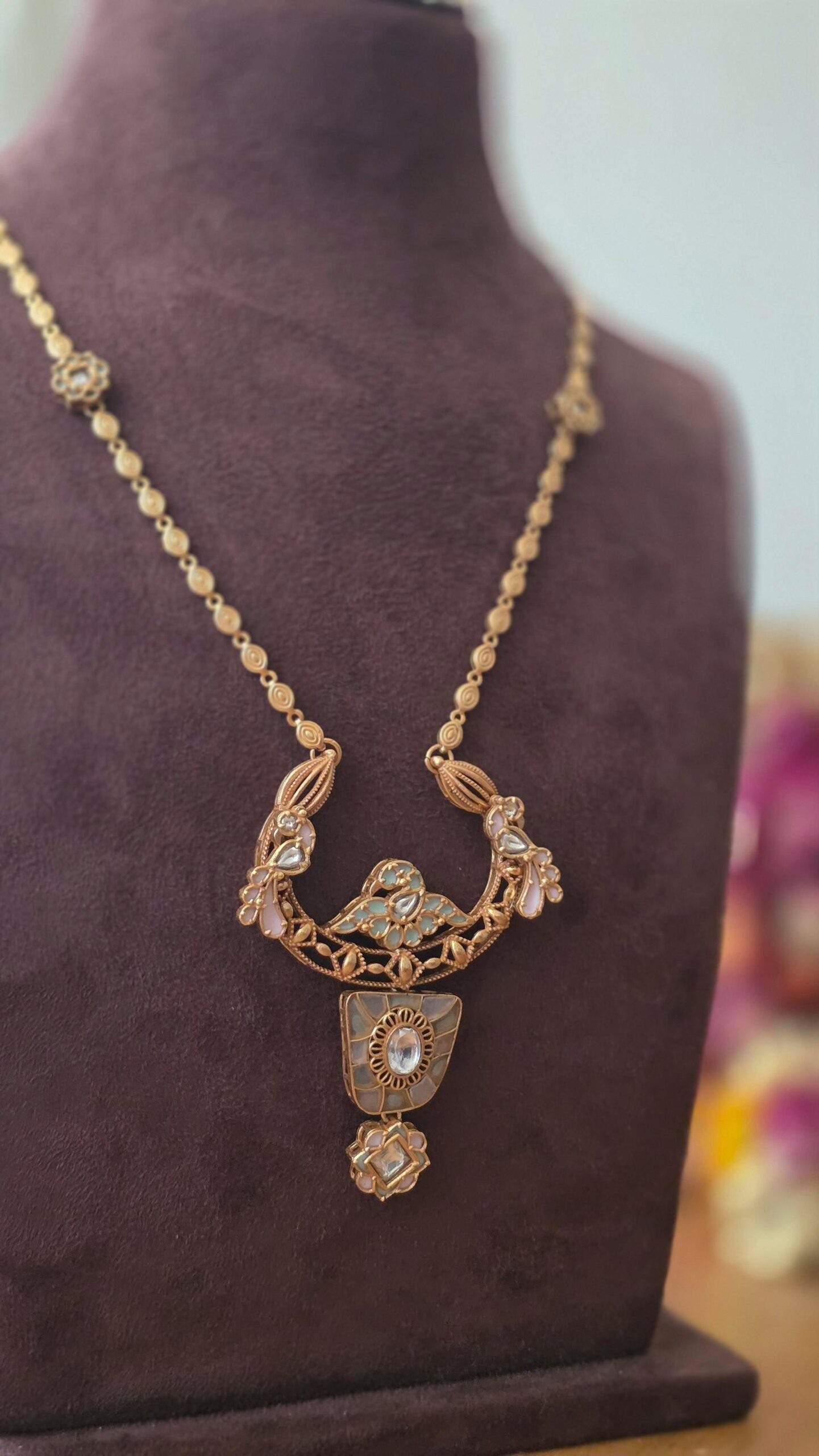 Nirya handcrafted long necklace Thumbnail