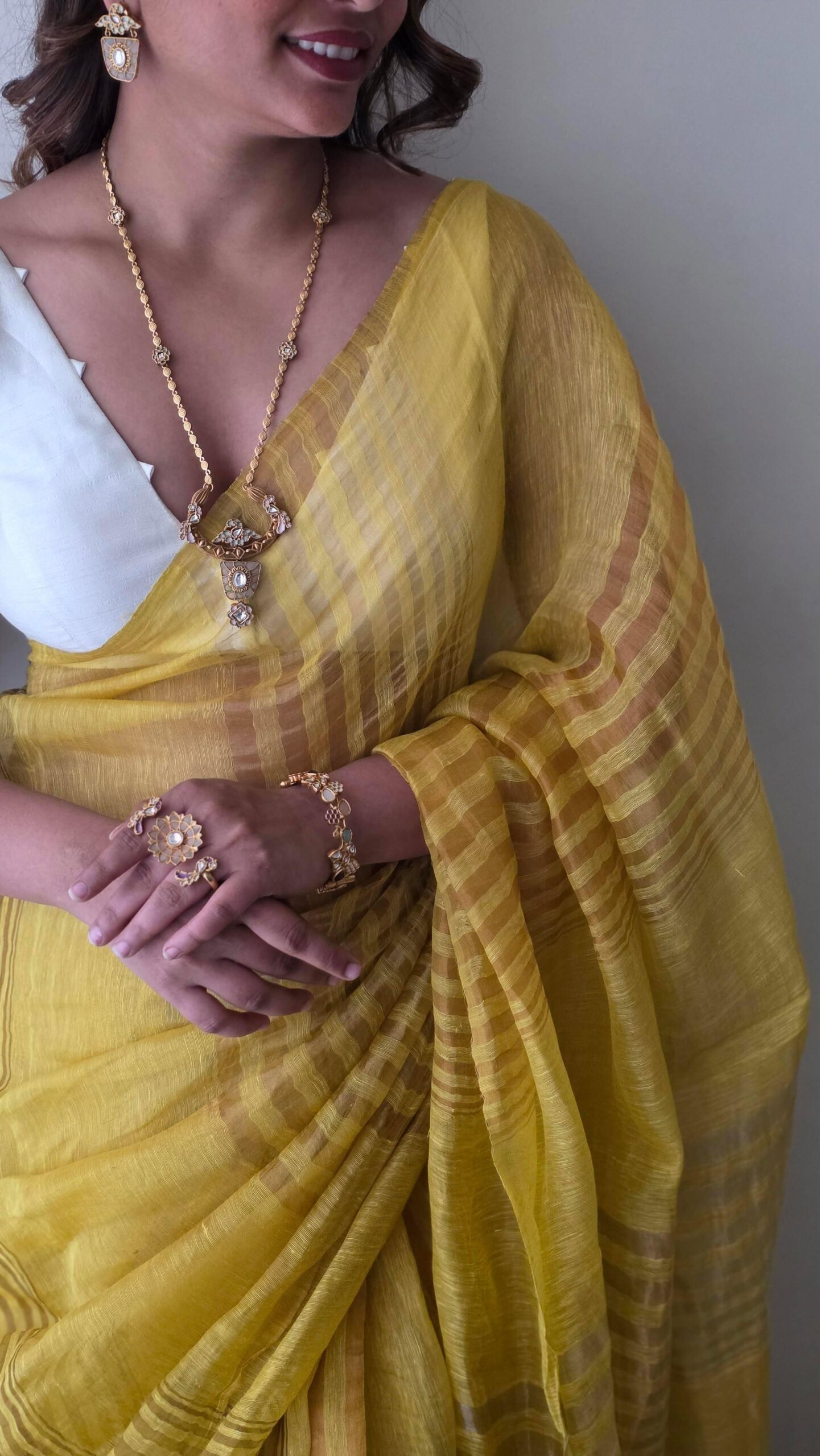 Nirya handcrafted long necklace Thumbnail