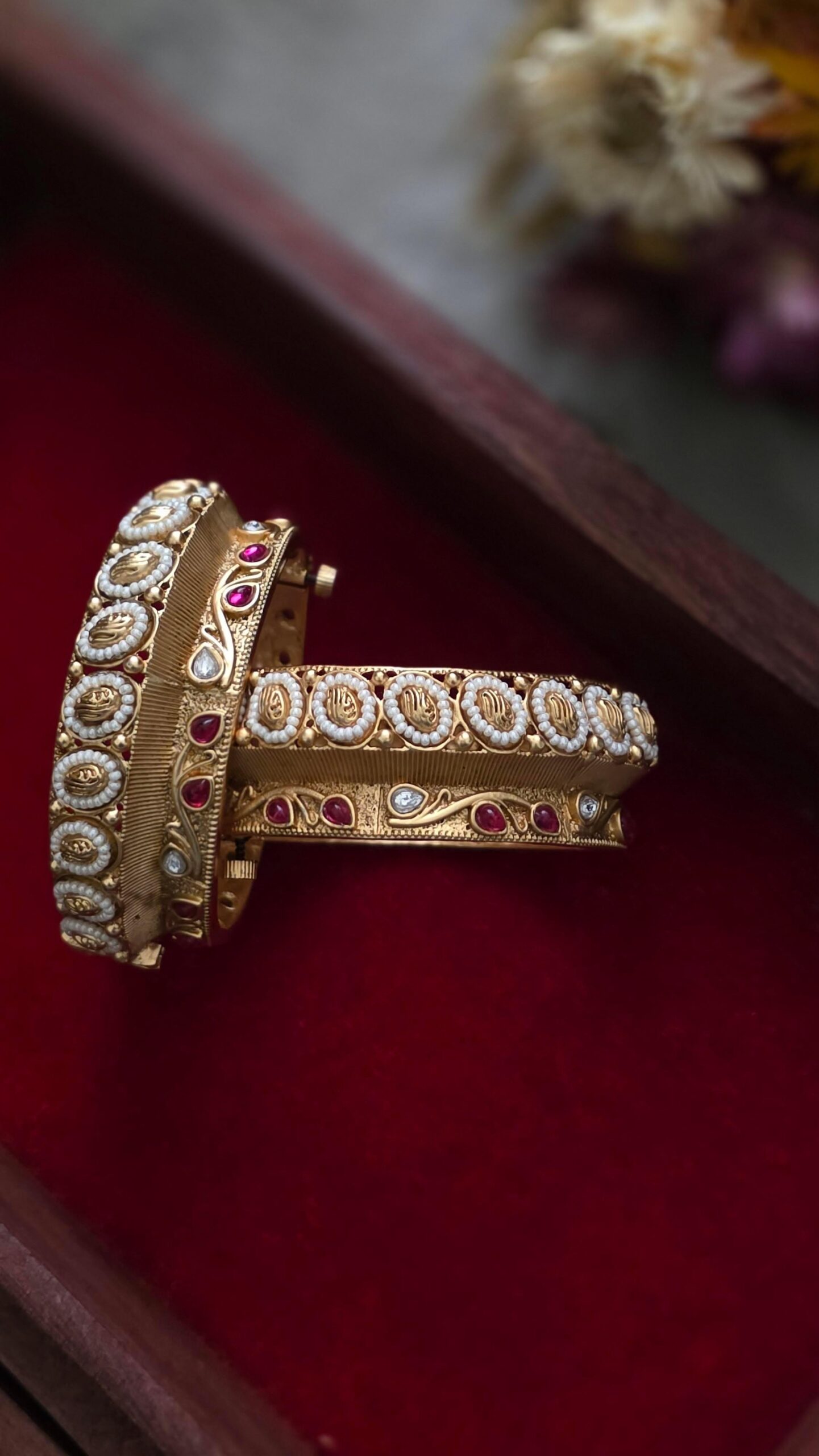 Ayla openable handcrafted bangles Thumbnail