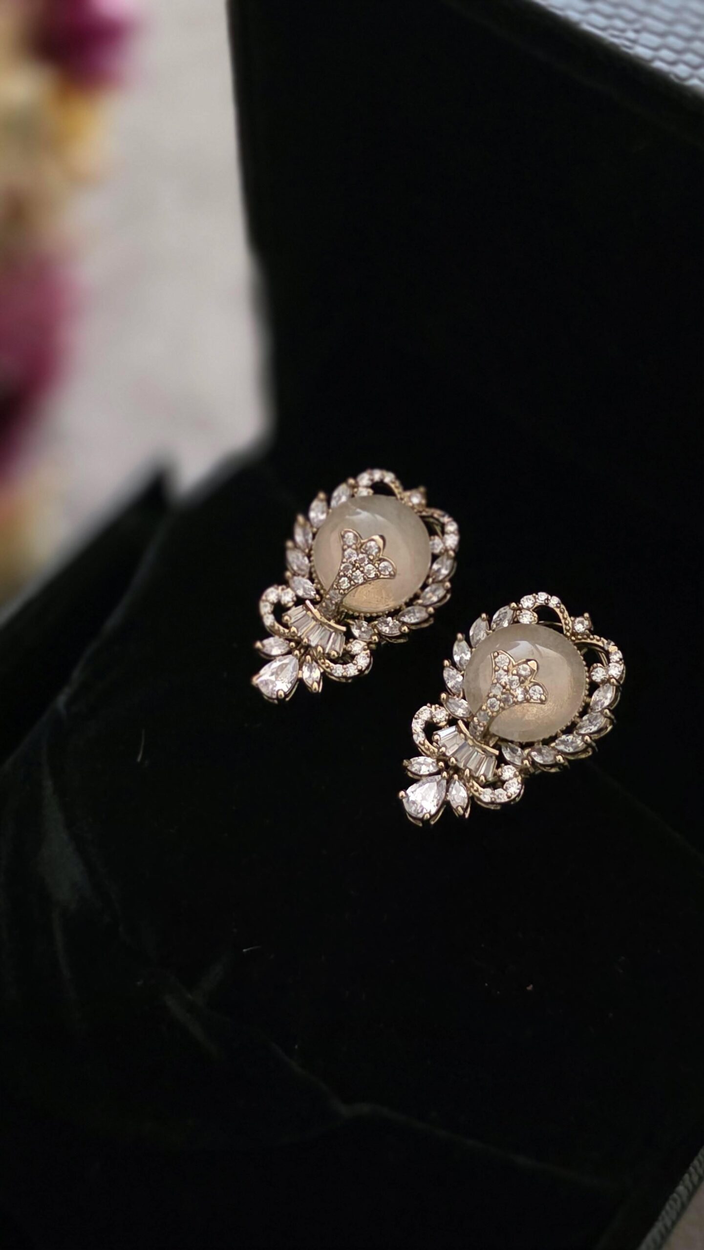 Elvi Quartz Earrings Thumbnail
