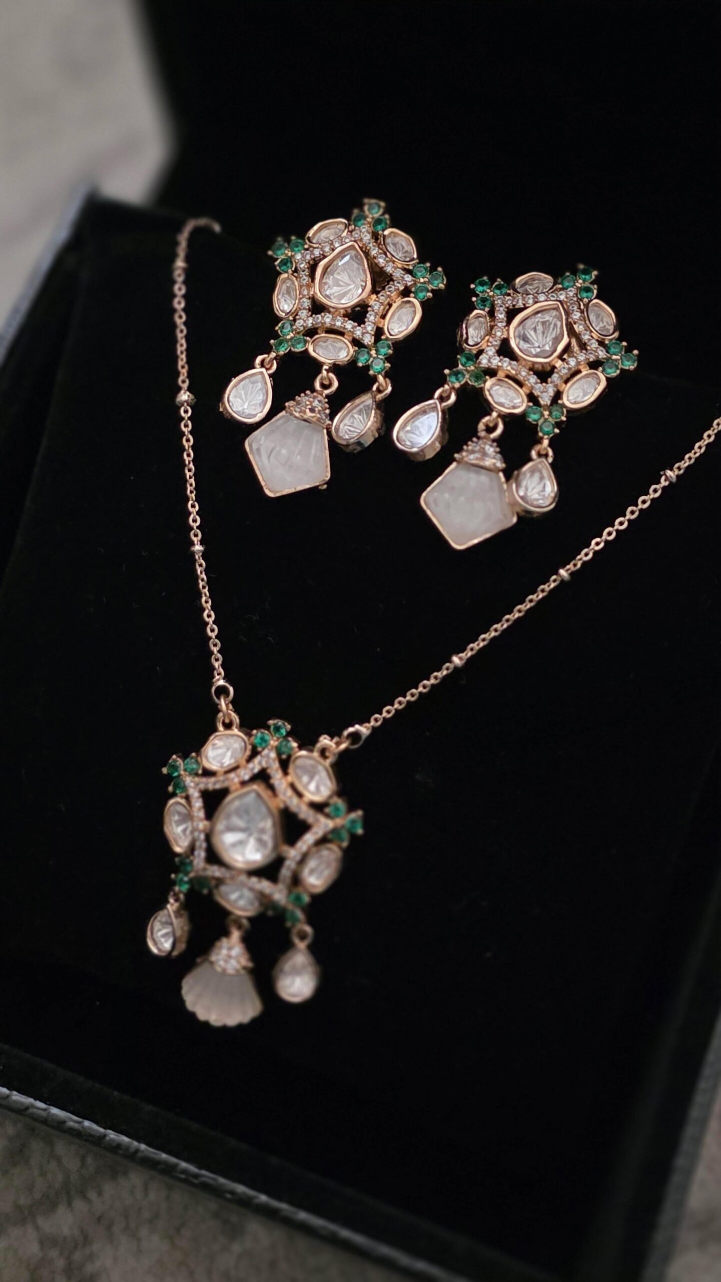 Nidhi Delicate Necklace Thumbnail
