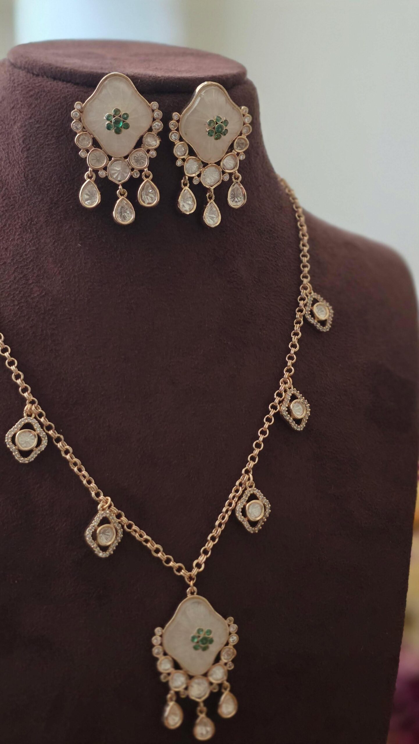 Niti Delicate Necklace Thumbnail