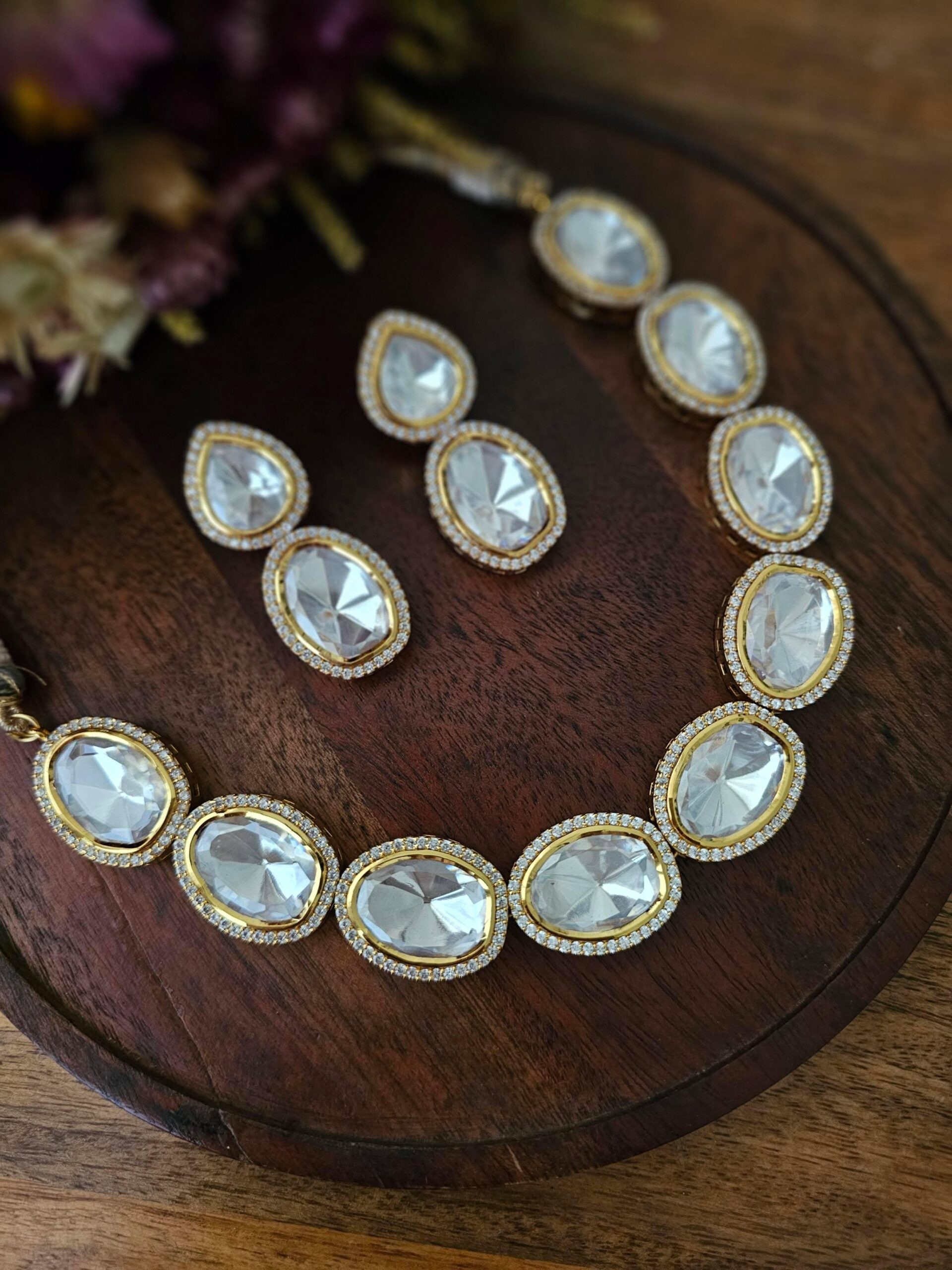 Belaa Polki necklace with Earrings Thumbnail