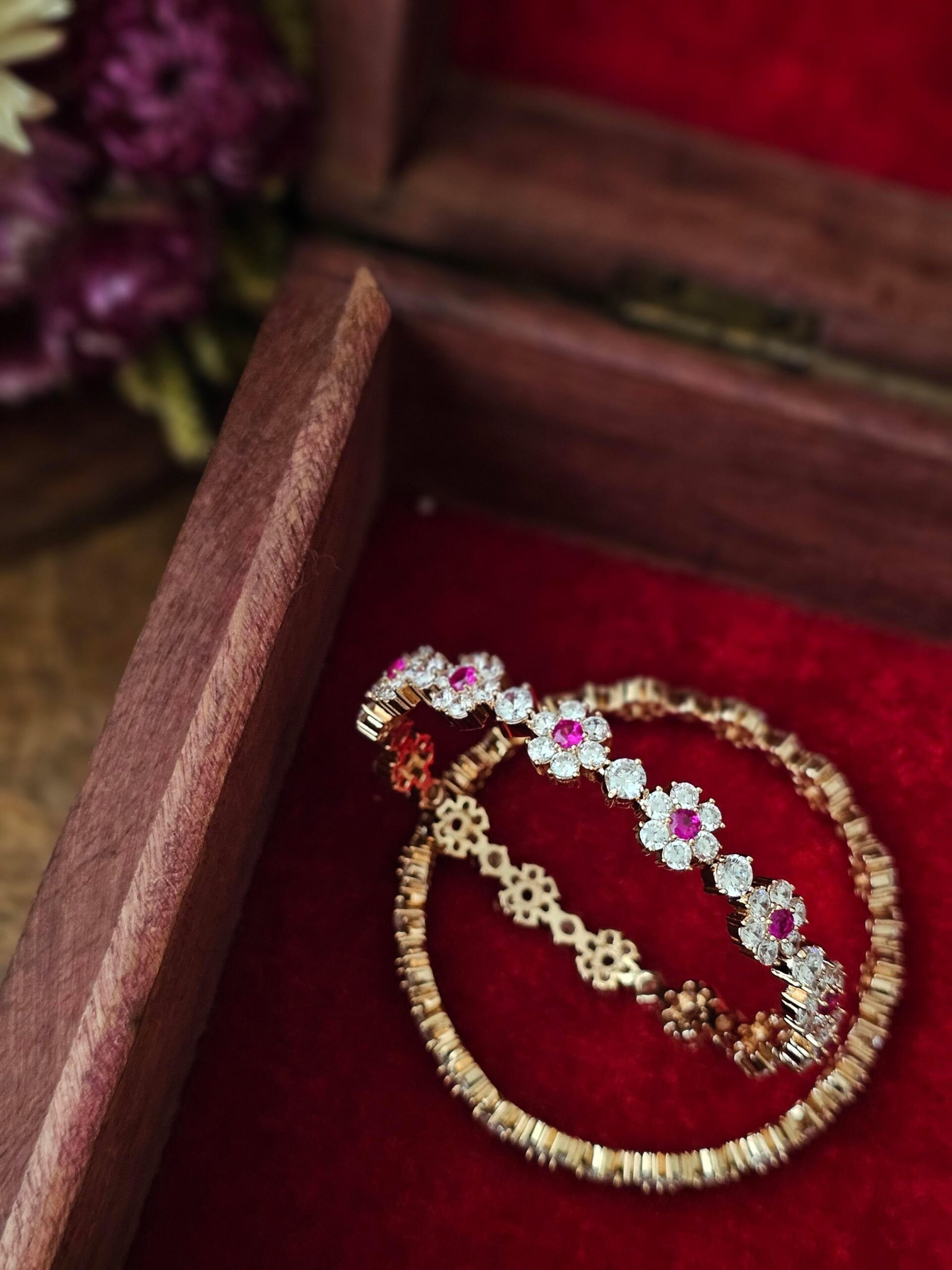 Ursa delicate bangles Thumbnail