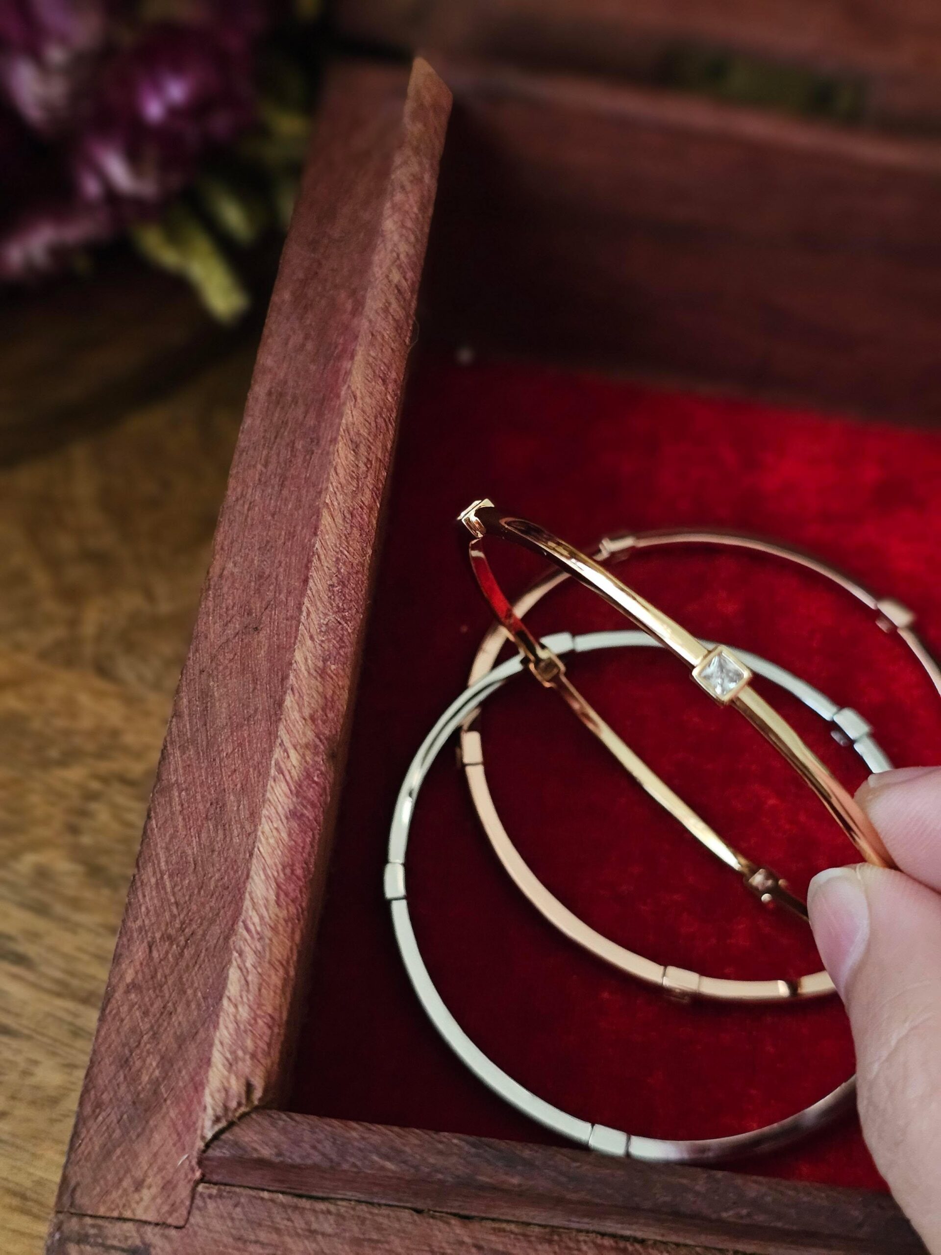 Remy delicate bangles Thumbnail