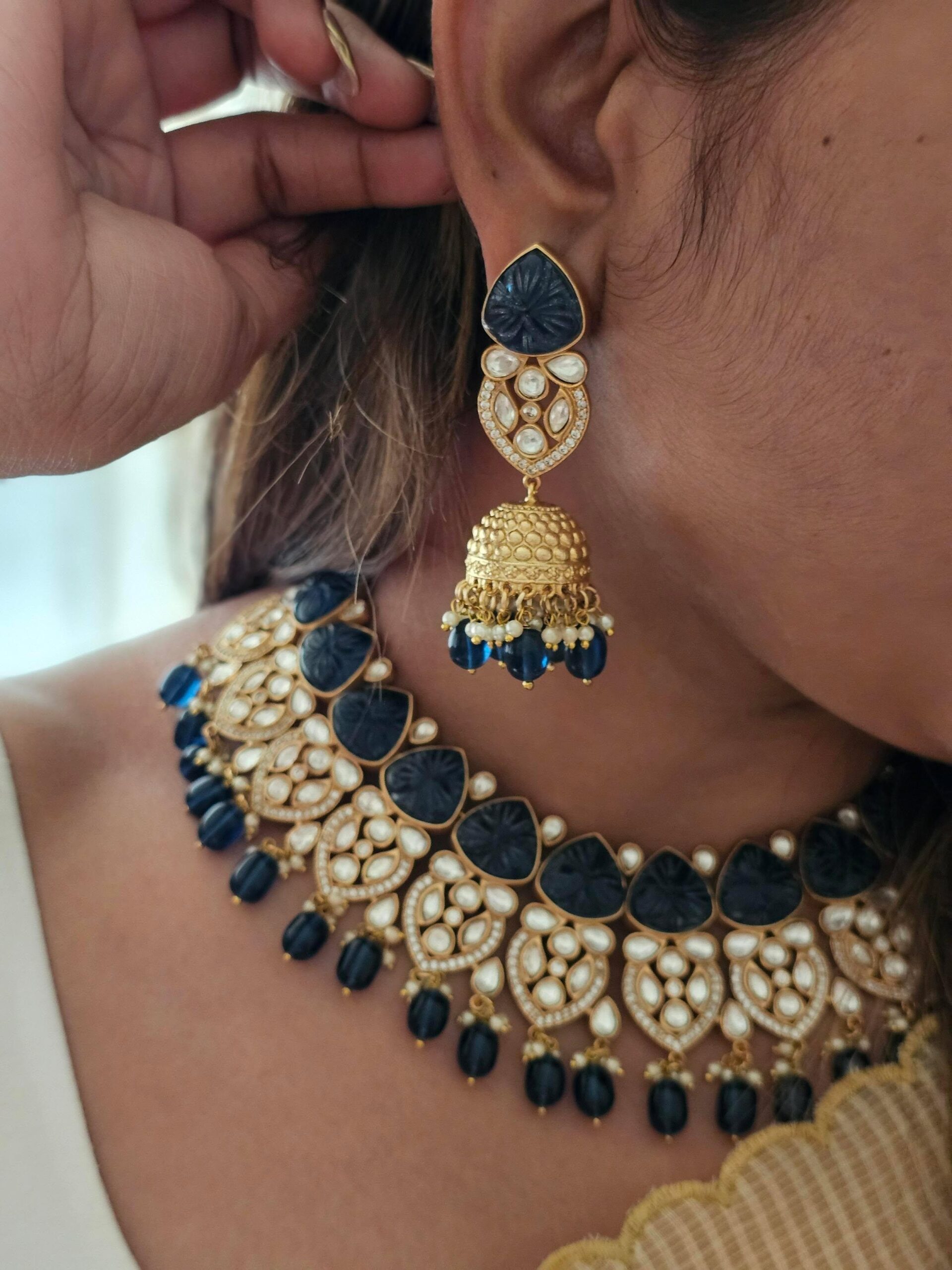 Kavya Pearl and Polki Necklace Thumbnail